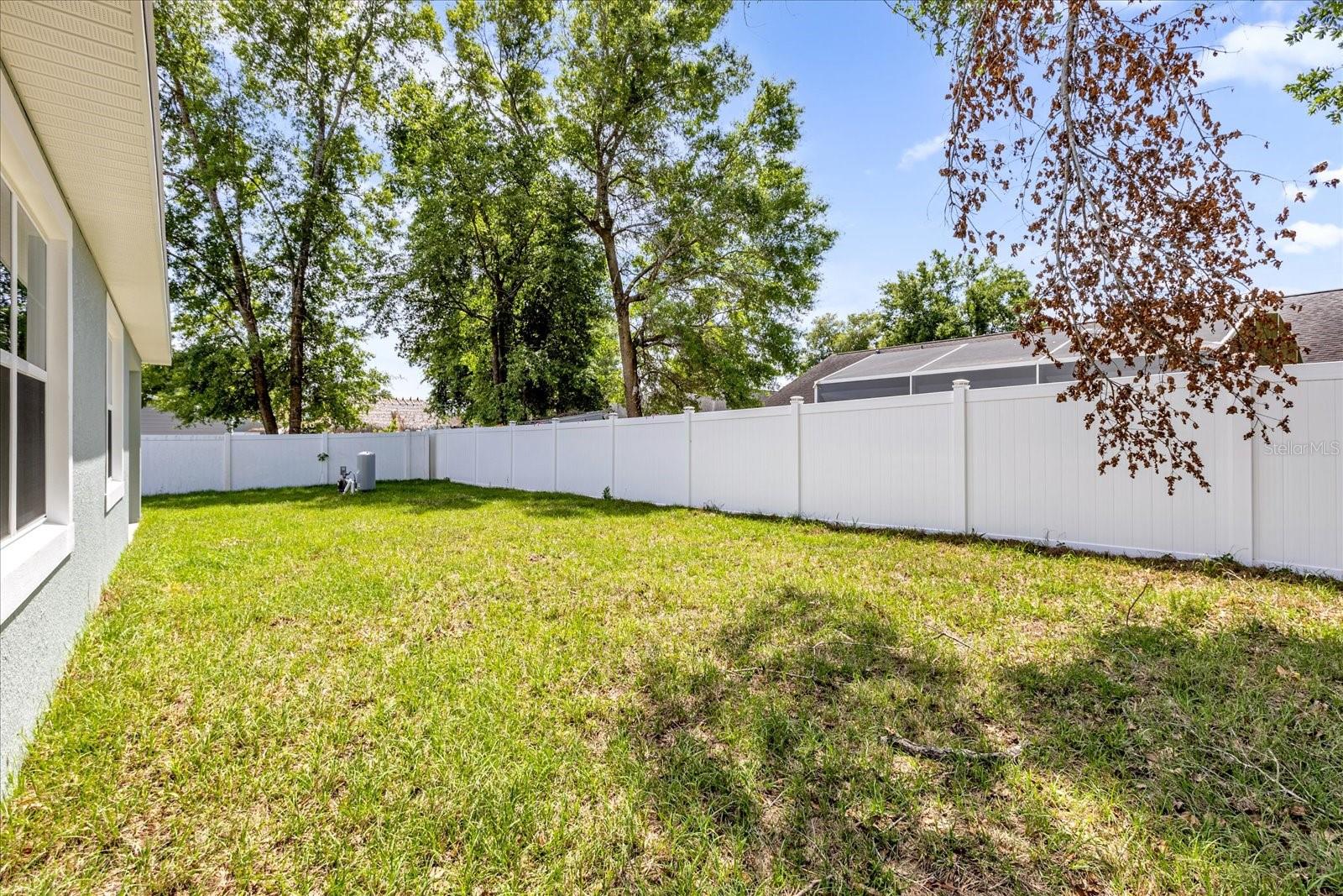 Image 25 of 29 For 16392 83rd Court