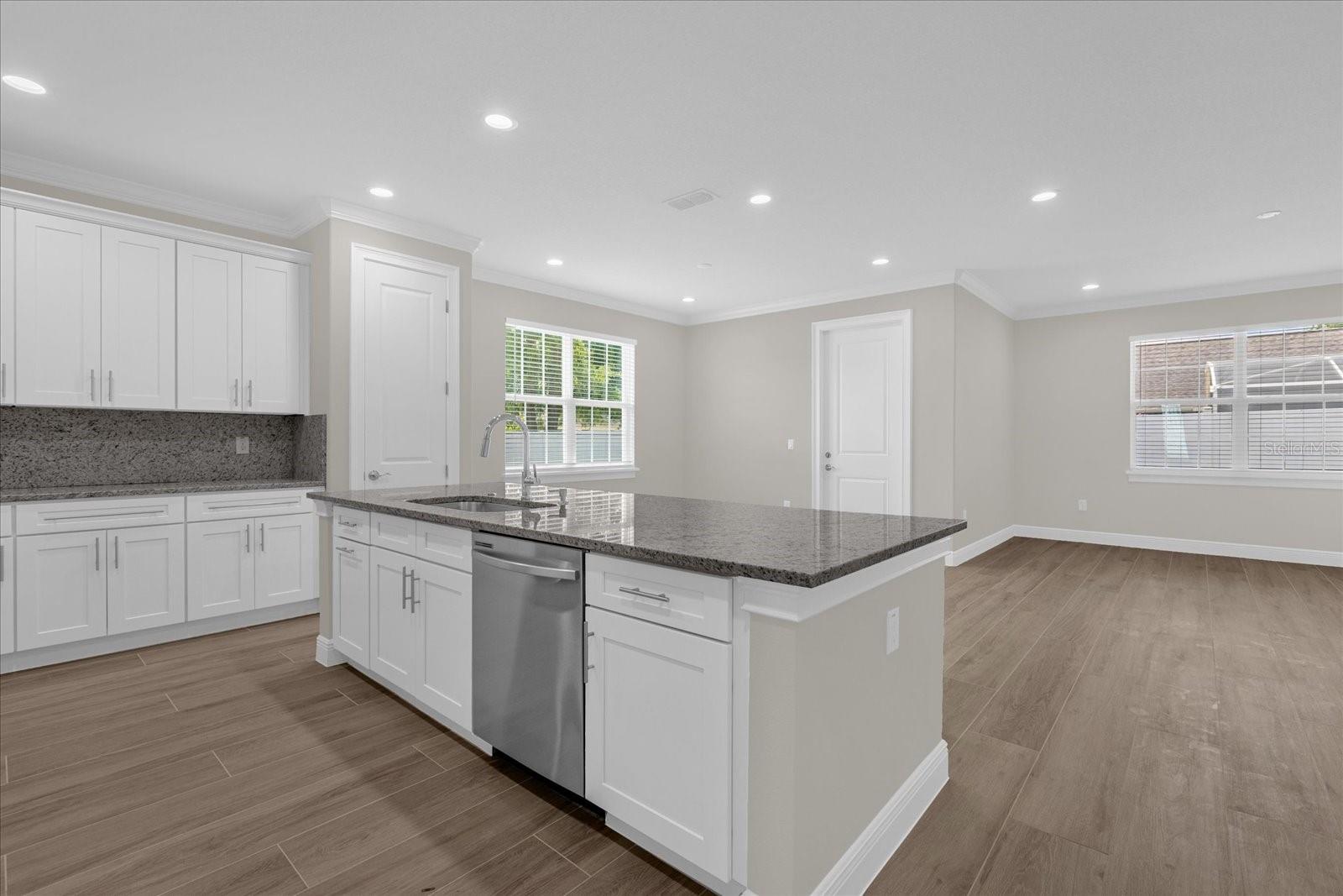 Image 5 of 29 For 16392 83rd Court