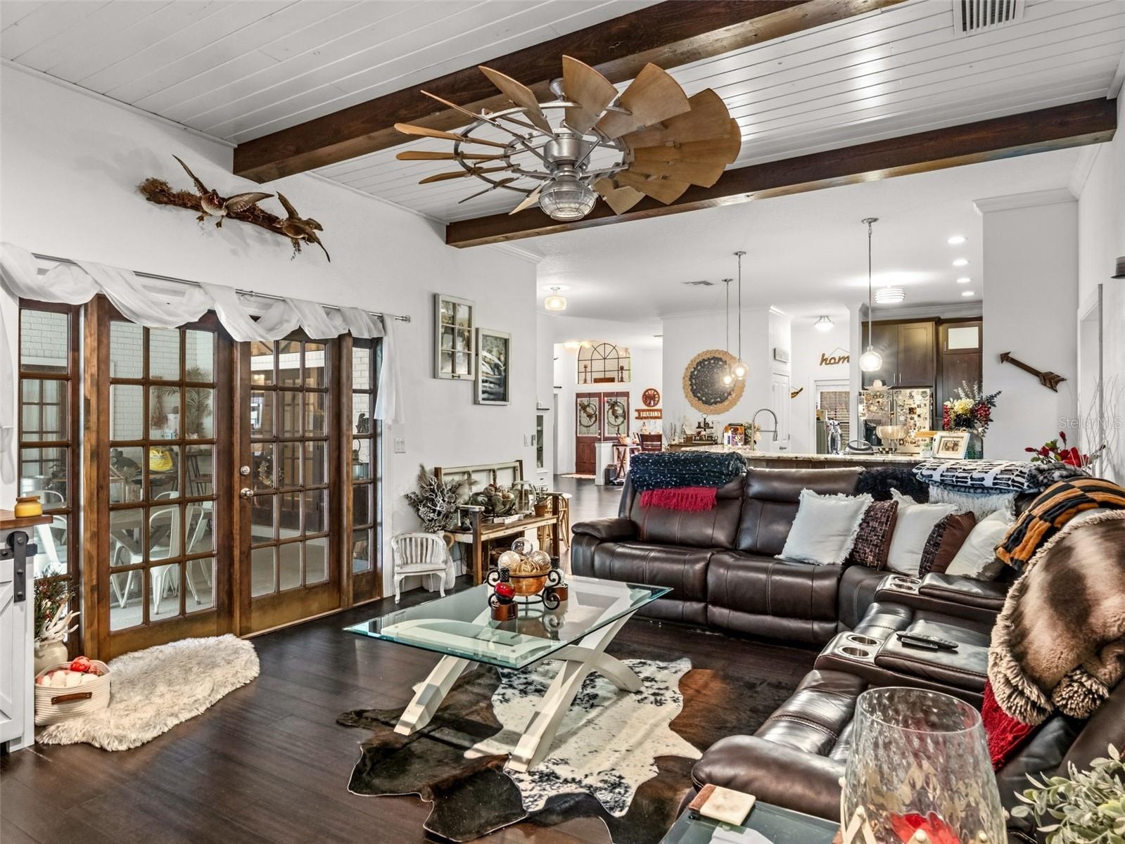 Image 16 of 42 For 6030 Millstream Dr