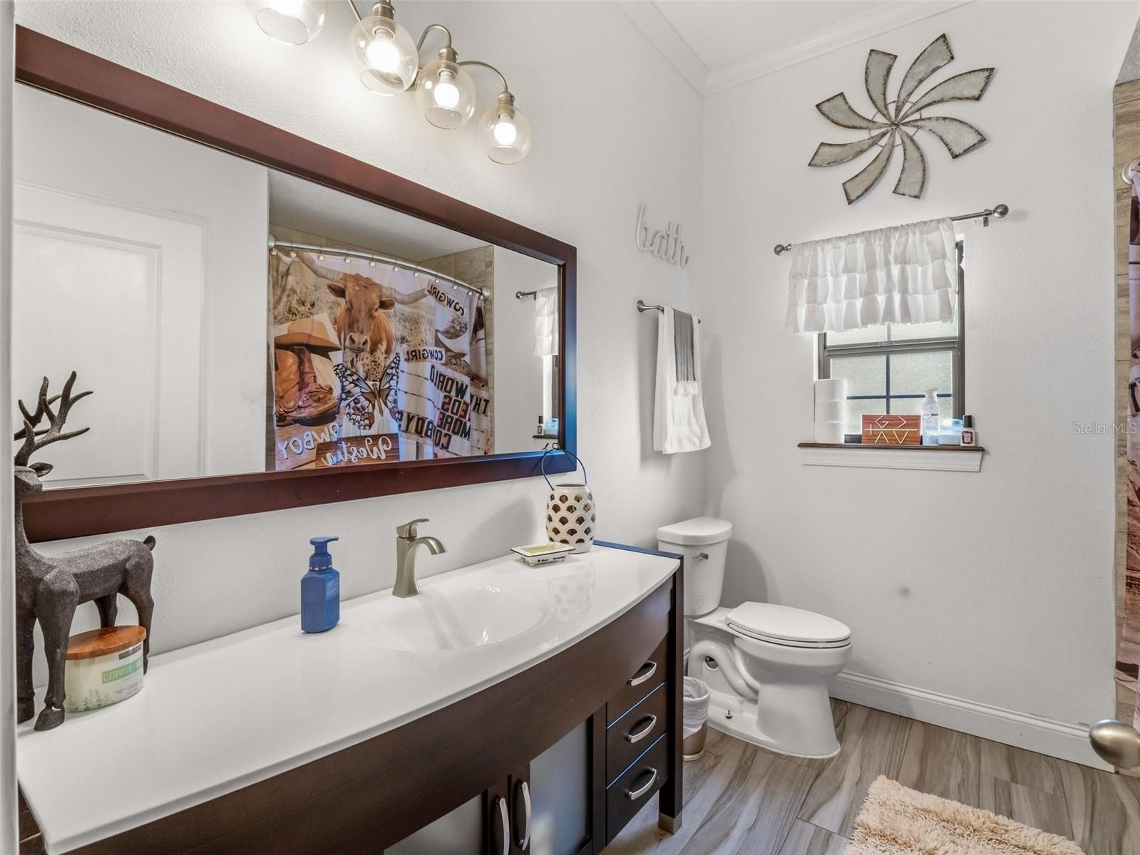 Image 29 of 42 For 6030 Millstream Dr