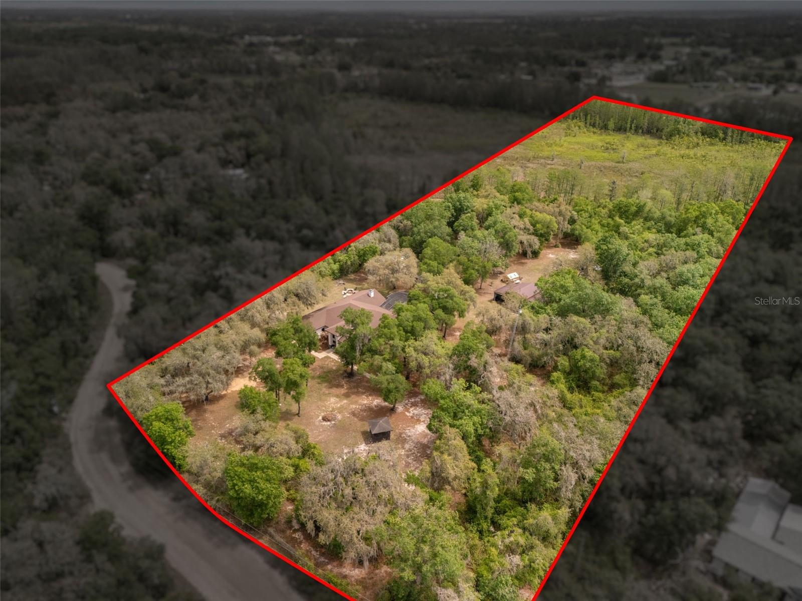 Image 36 of 42 For 6030 Millstream Dr