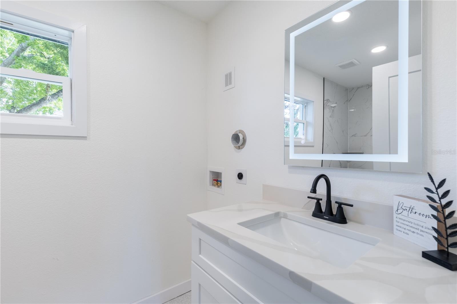 Image 17 of 34 For 1201 Sherman Avenue