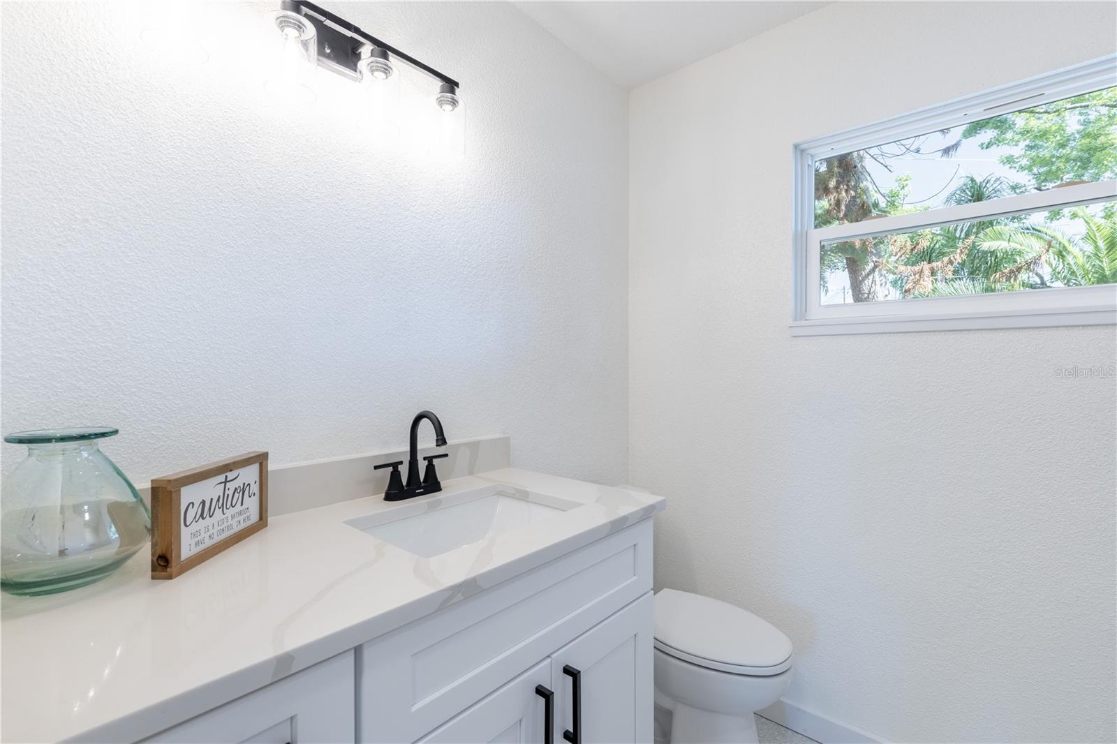 Image 20 of 34 For 1201 Sherman Avenue