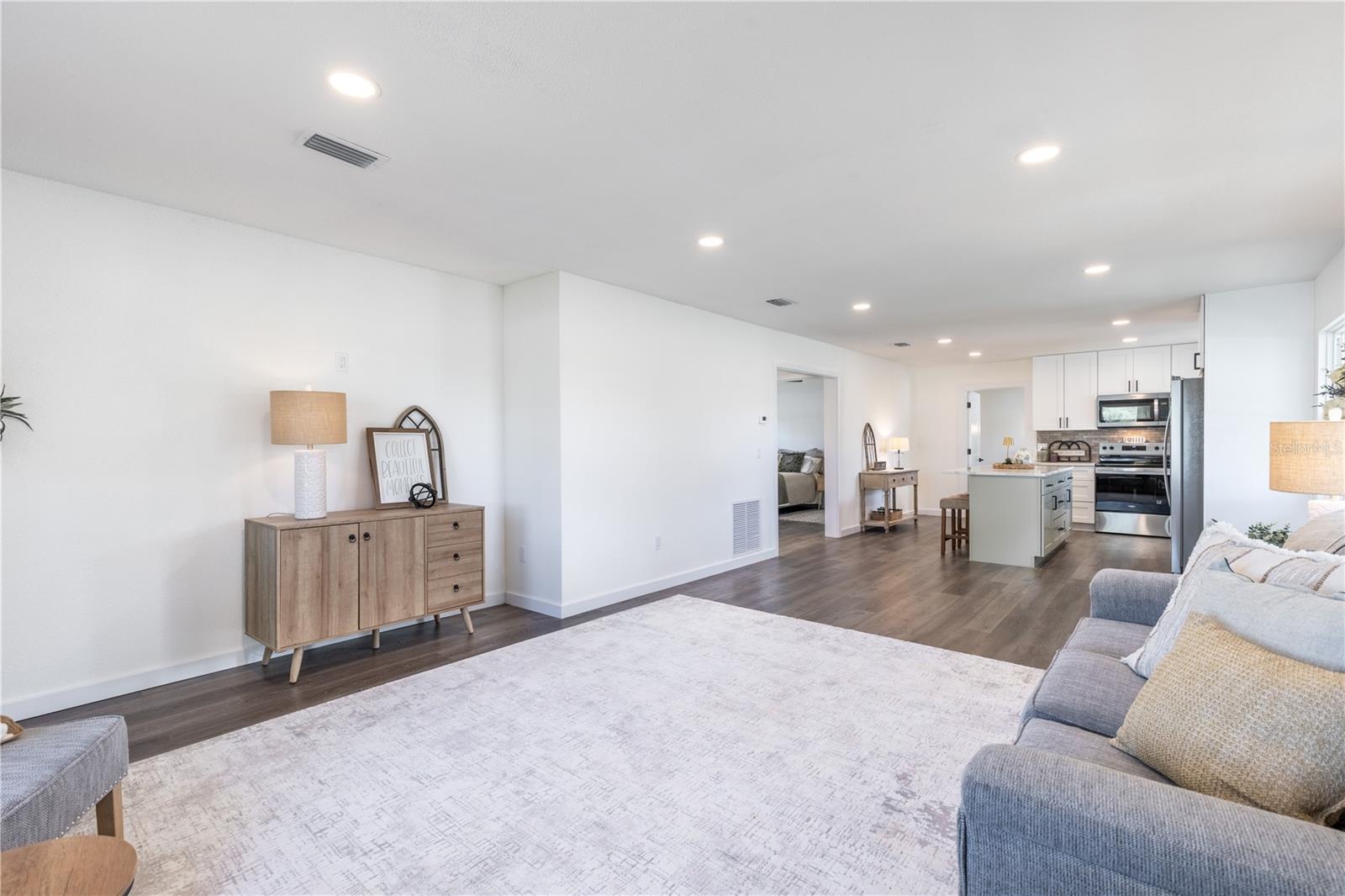 Image 8 of 34 For 1201 Sherman Avenue