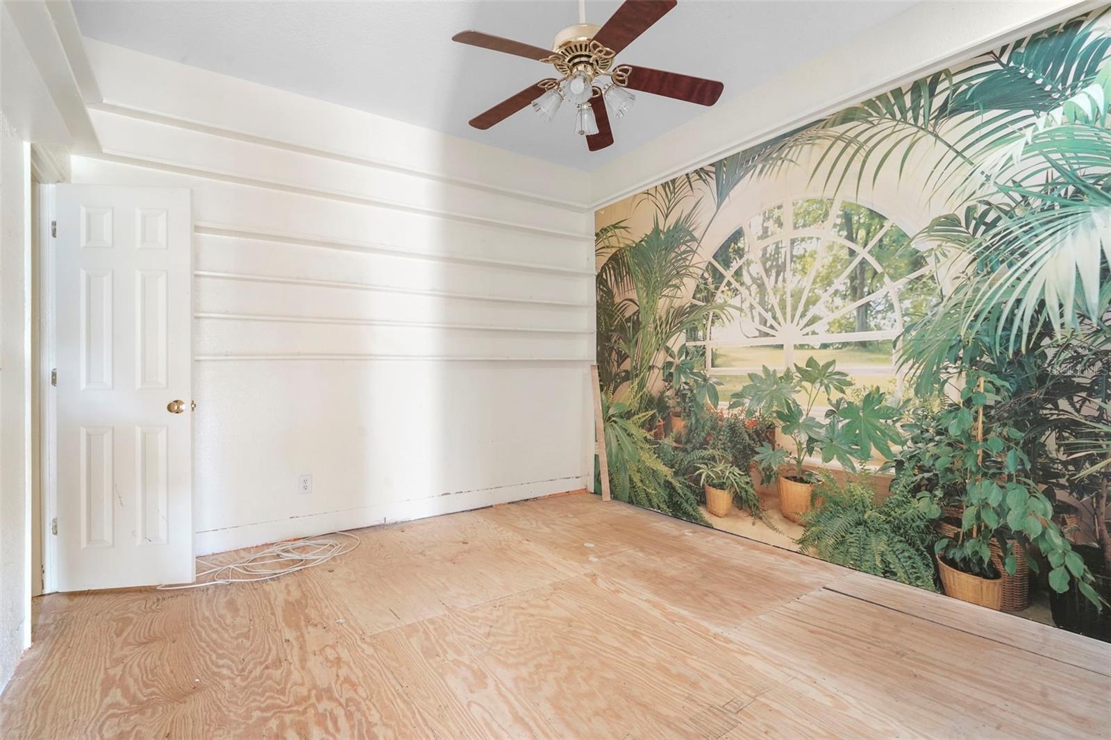 Image 46 of 67 For 227 Hawthorne Avenue