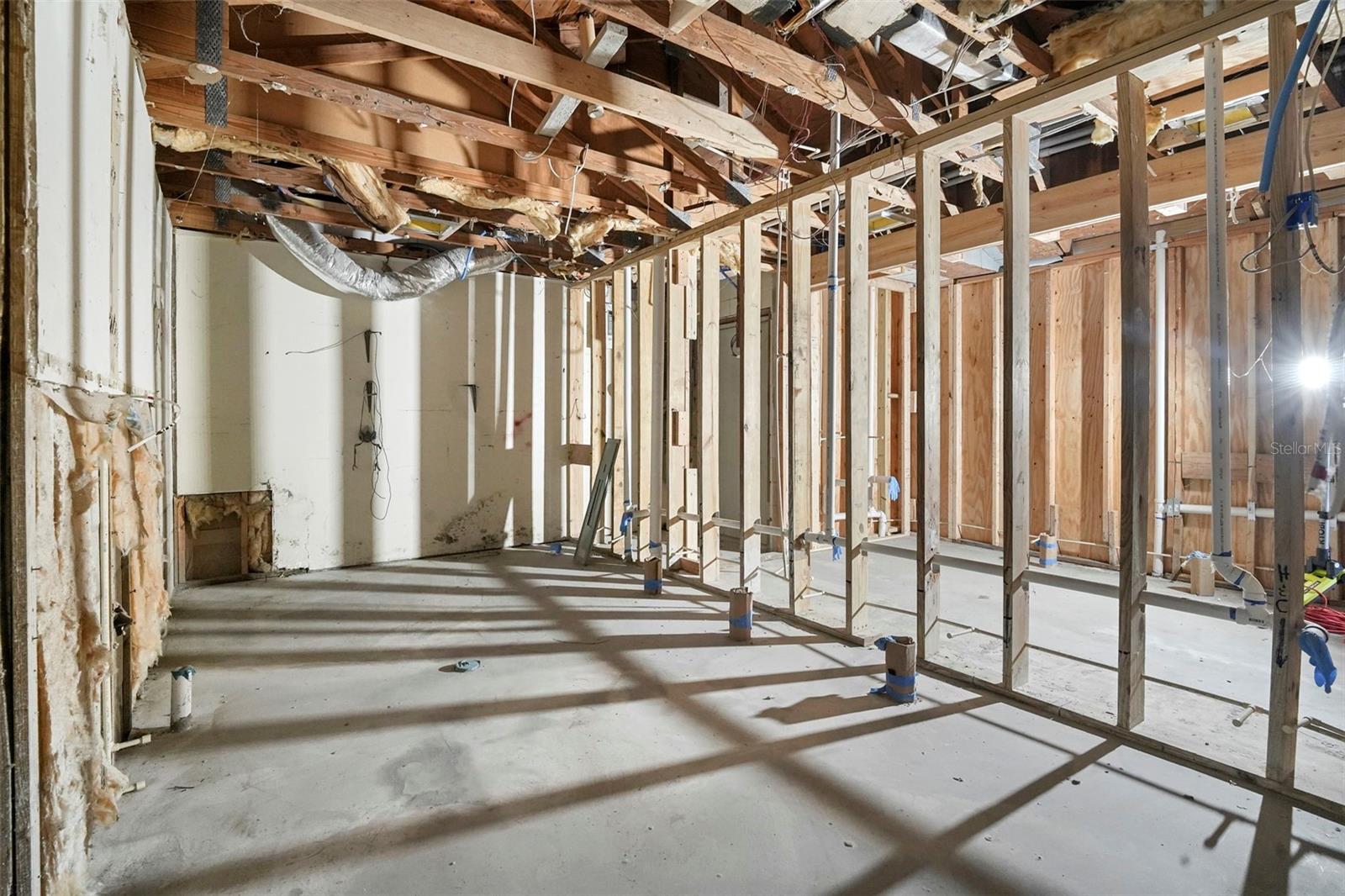 Image 60 of 67 For 227 Hawthorne Avenue