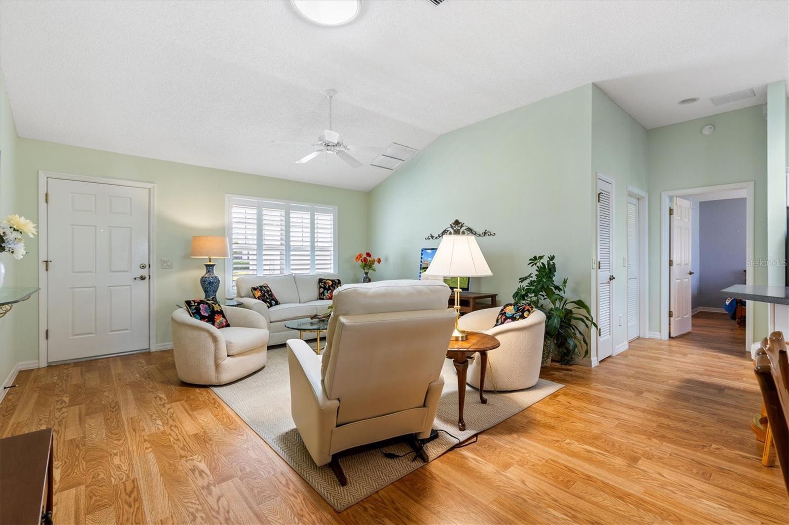 Image 6 of 38 For 2725 Morven Park Way