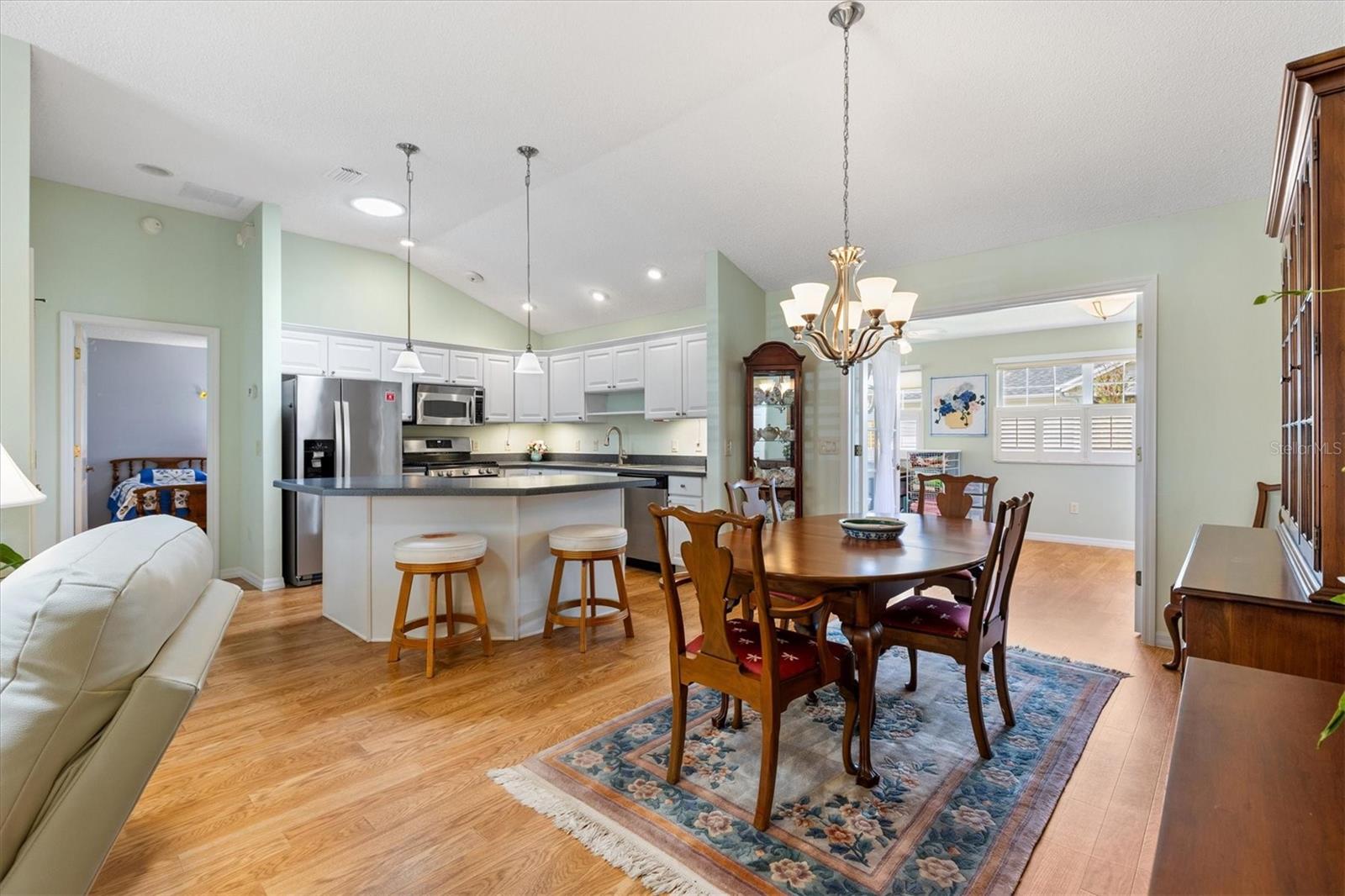 Image 8 of 38 For 2725 Morven Park Way