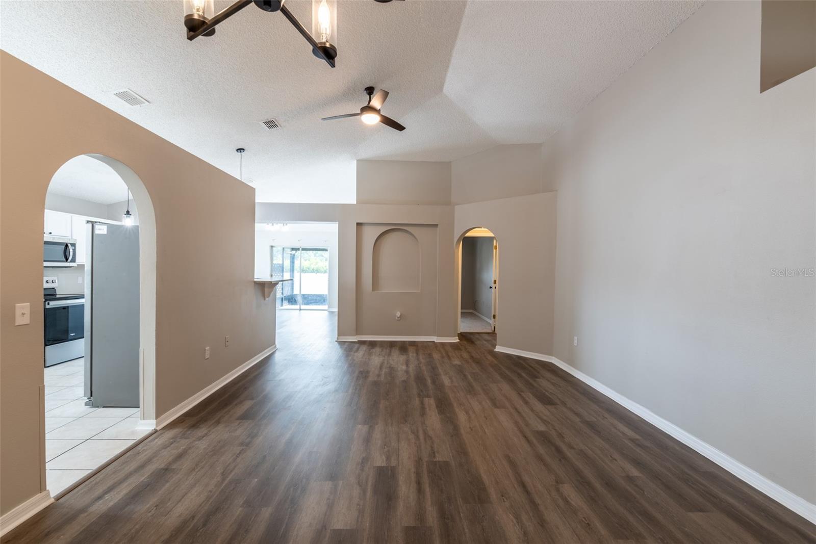 Image 18 of 46 For 383 Fairfield Drive