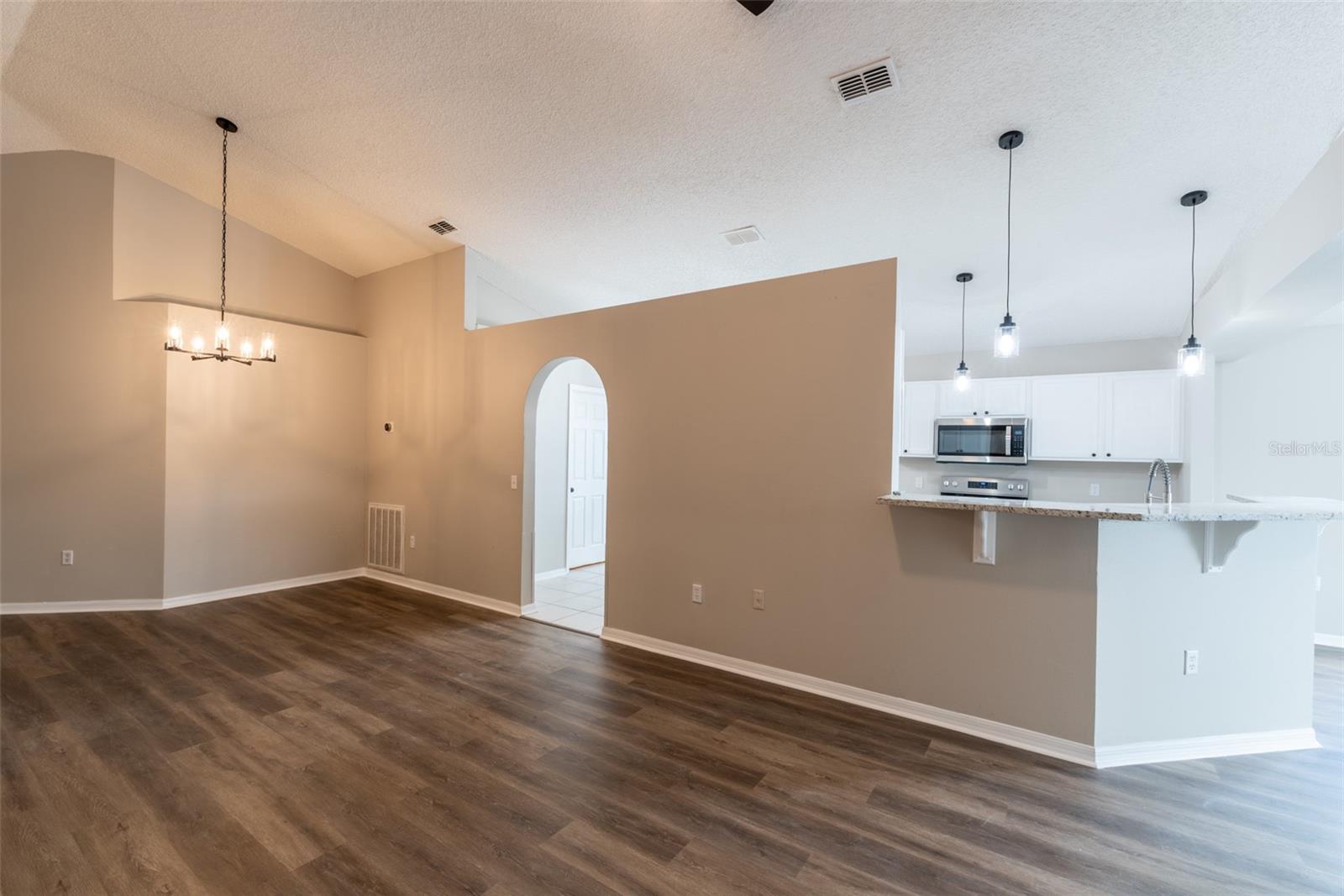 Image 21 of 46 For 383 Fairfield Drive