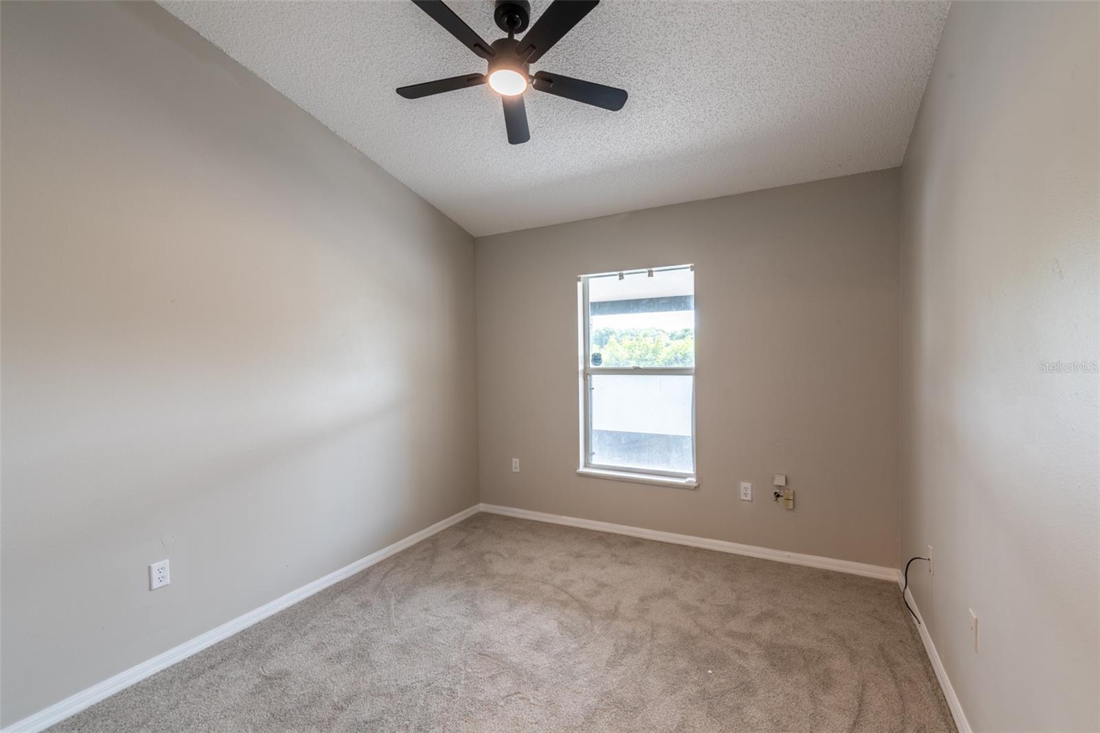 Image 33 of 46 For 383 Fairfield Drive