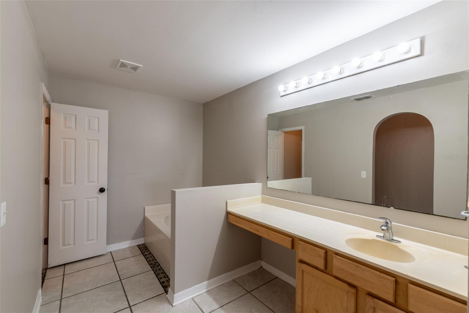 Image 37 of 46 For 383 Fairfield Drive