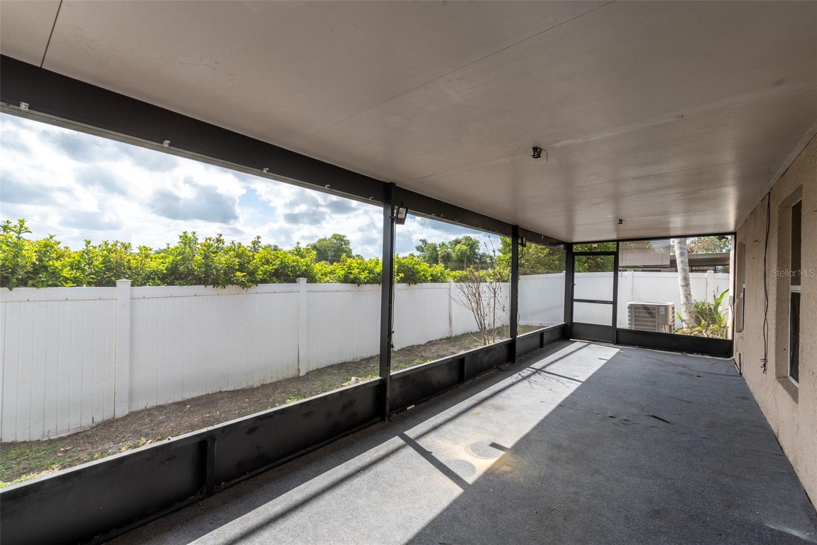 Image 43 of 46 For 383 Fairfield Drive