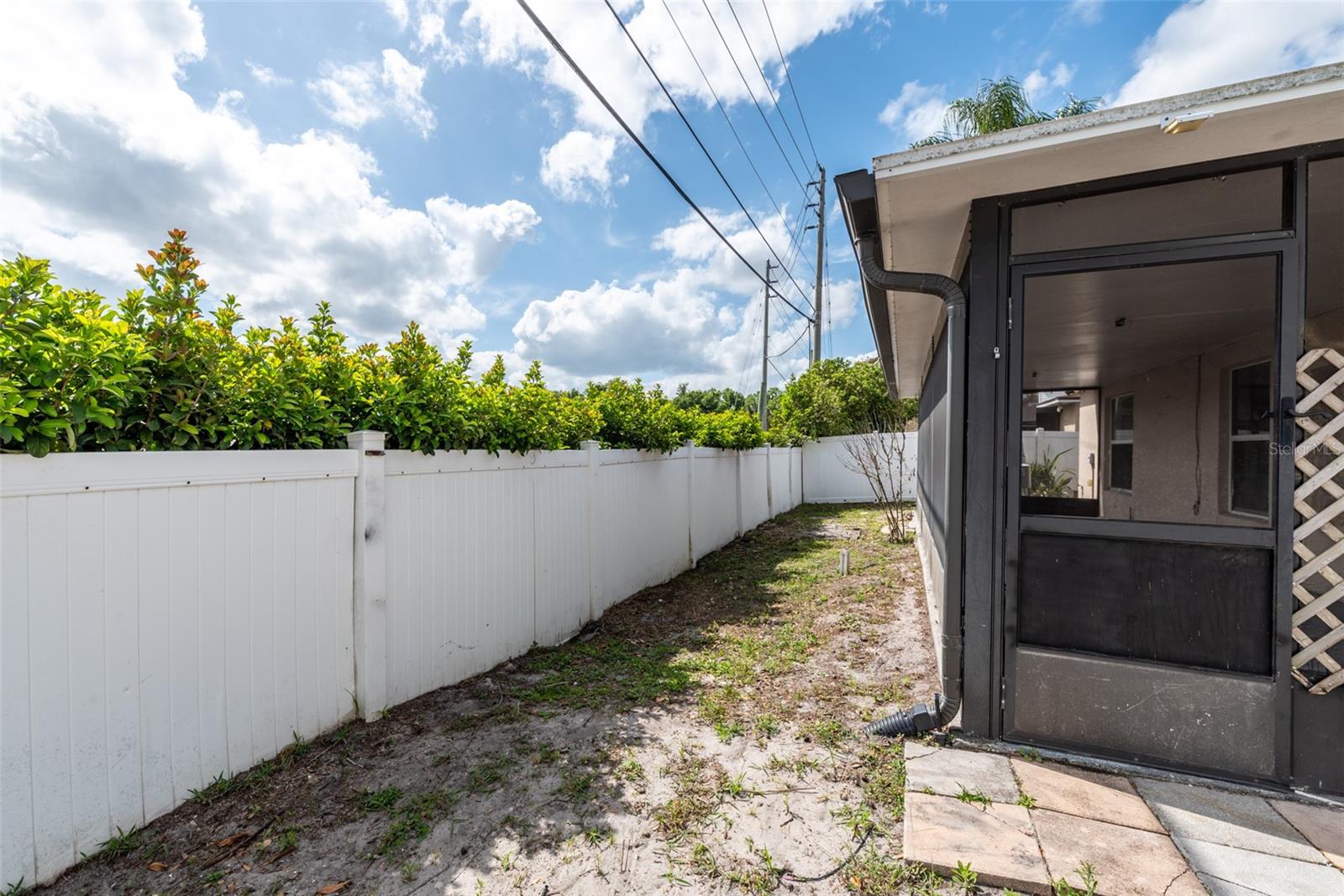 Image 45 of 46 For 383 Fairfield Drive