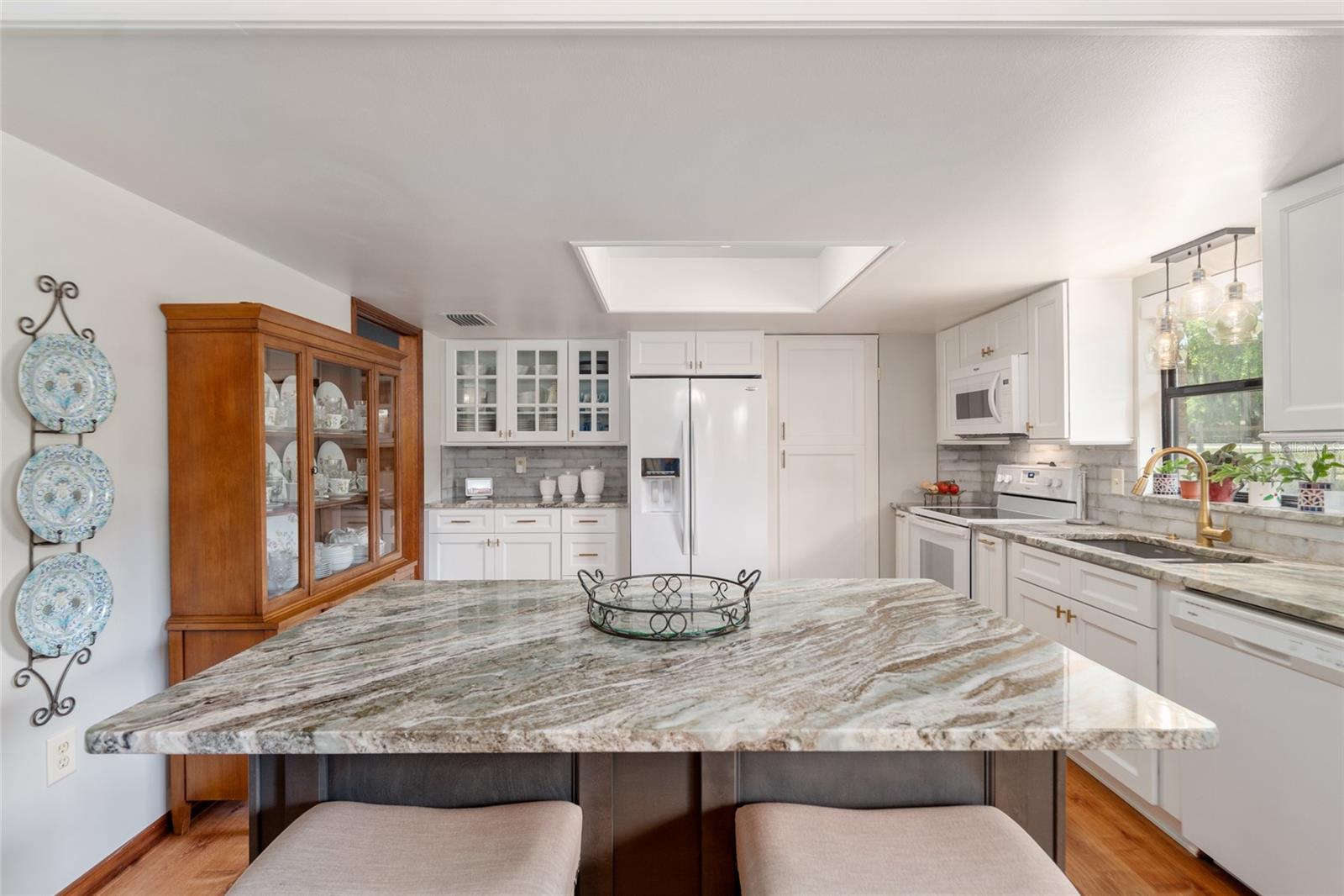 Image 28 of 74 For 38845 Ella Drive