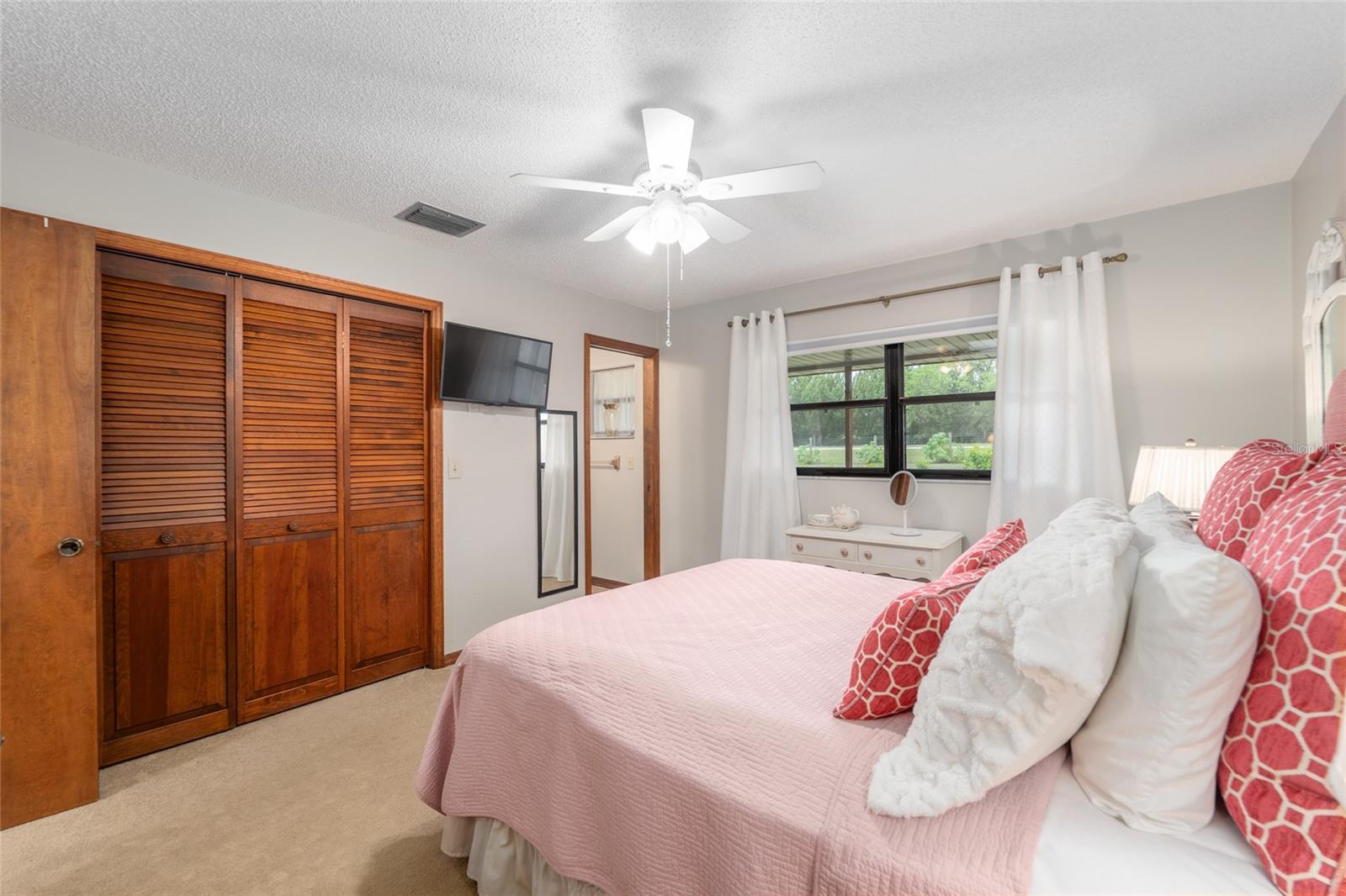 Image 45 of 74 For 38845 Ella Drive