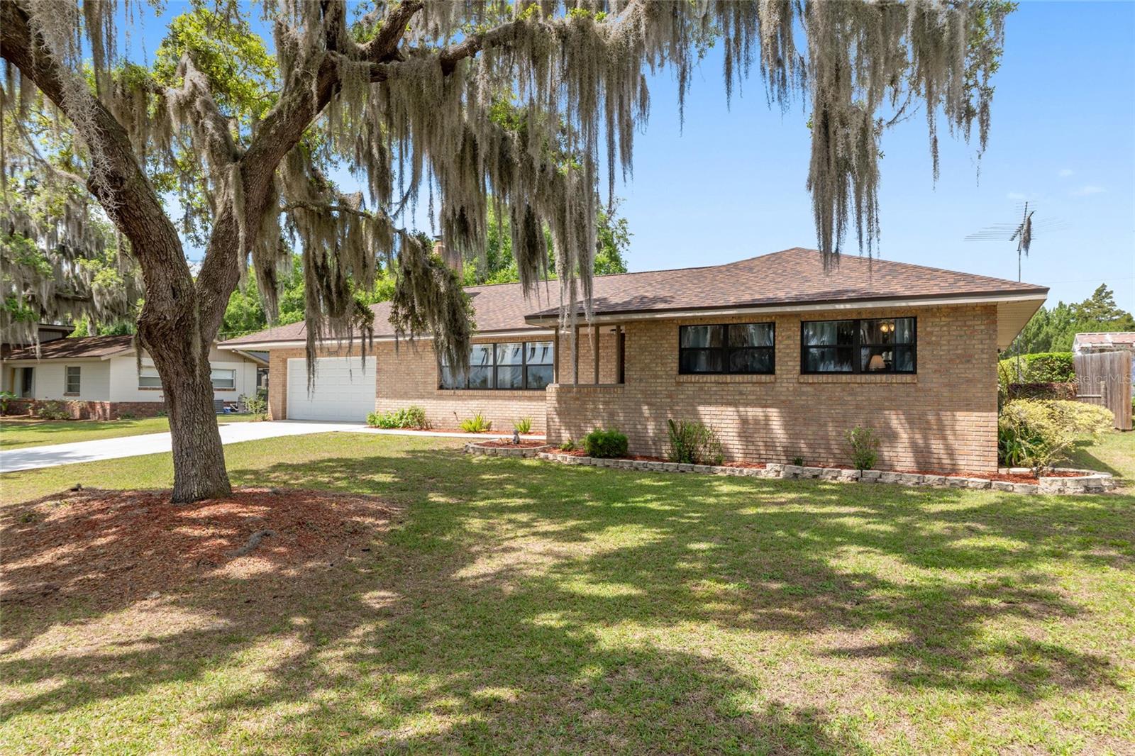 Image 6 of 74 For 38845 Ella Drive