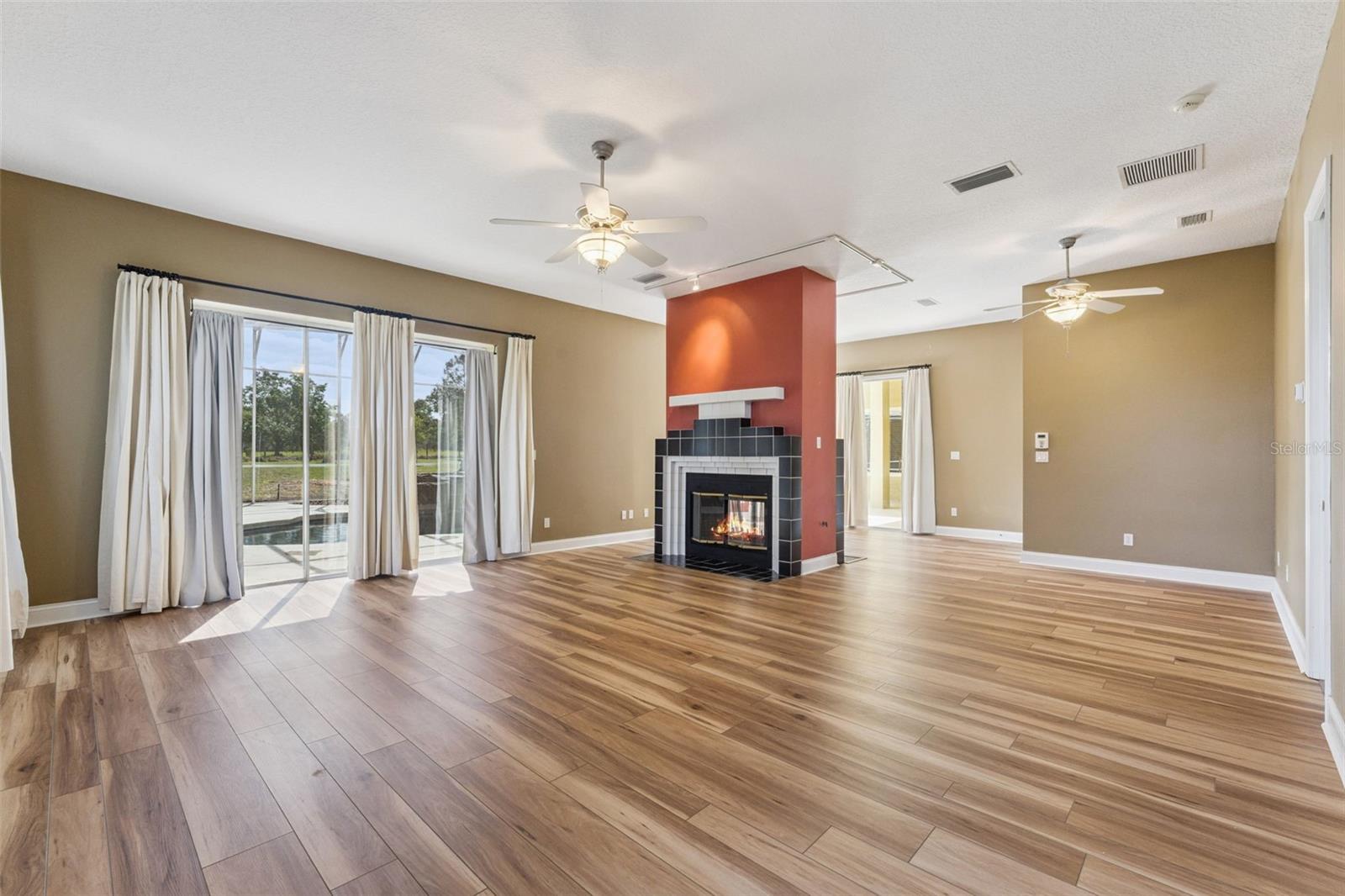 Image 10 of 48 For 17540 Vista Belle Court