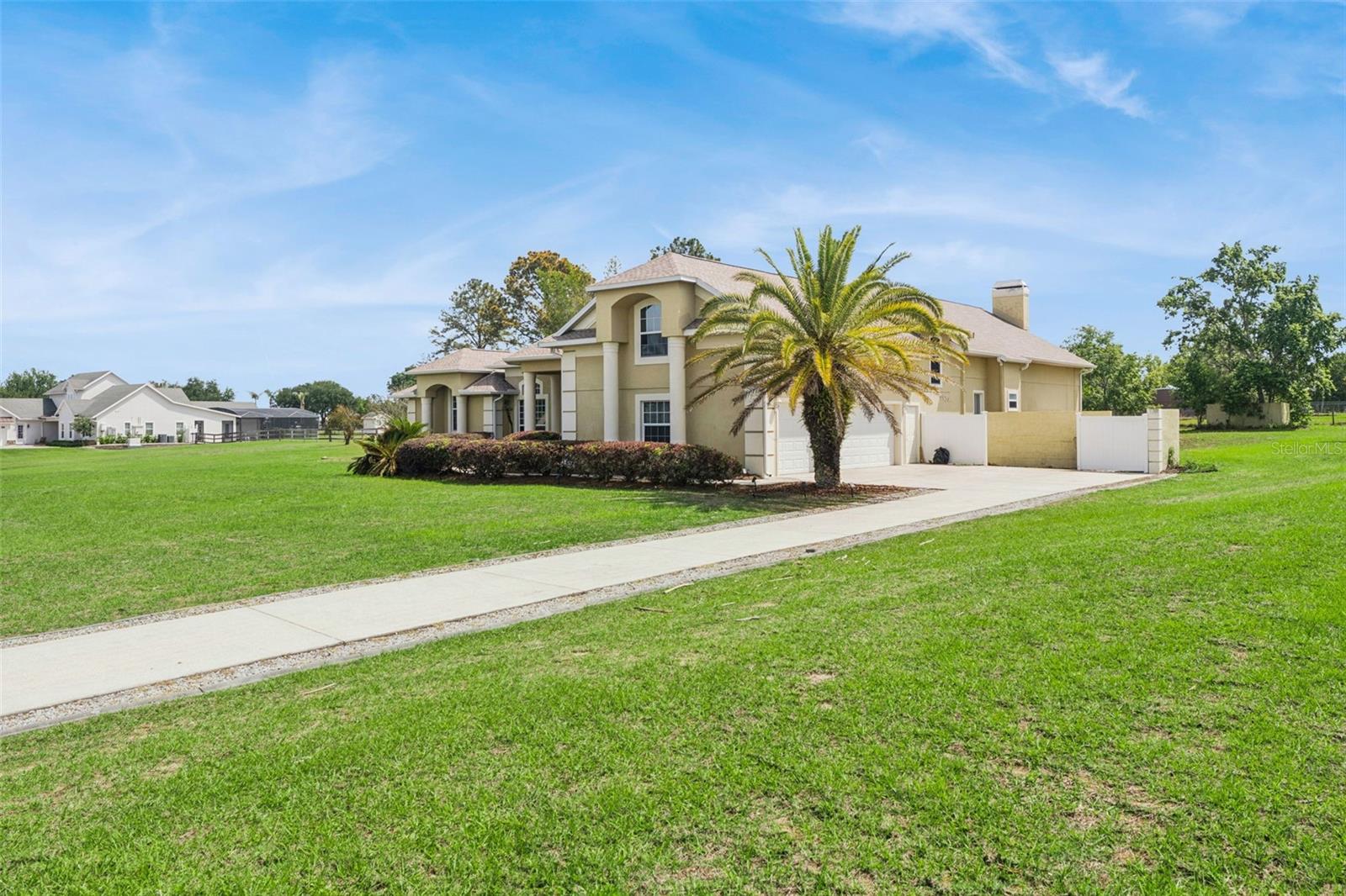 Image 2 of 48 For 17540 Vista Belle Court