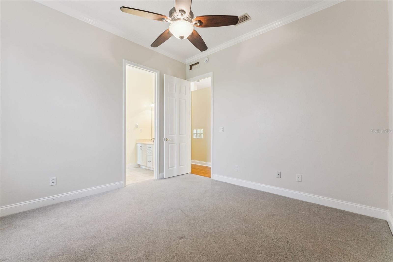 Image 28 of 48 For 17540 Vista Belle Court