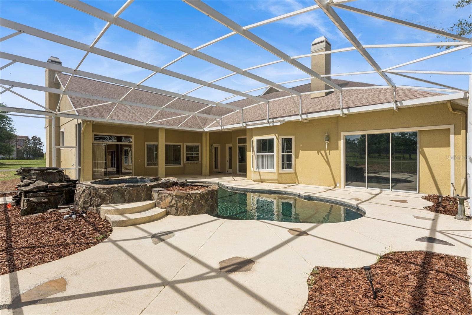 Image 34 of 48 For 17540 Vista Belle Court