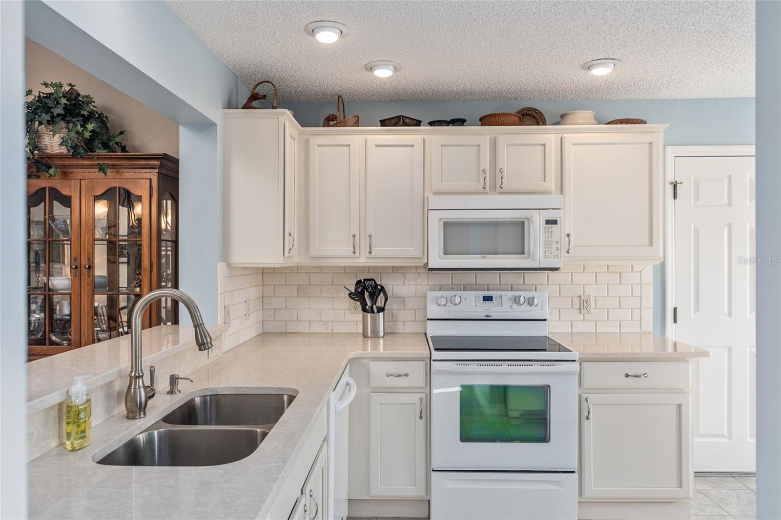 Listing photo id 15 for 17830 88th Cascade Court