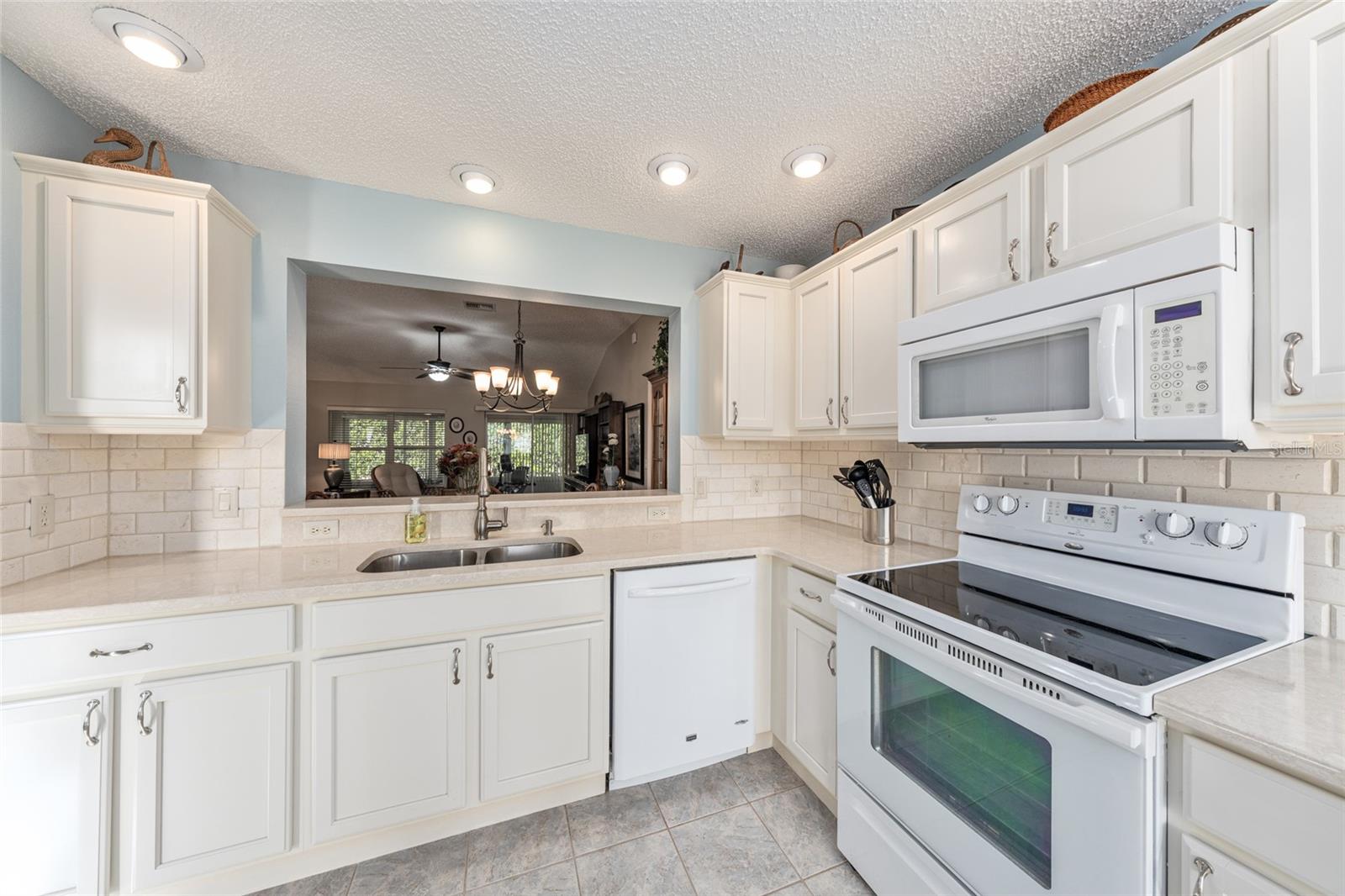 Listing photo id 22 for 17830 88th Cascade Court