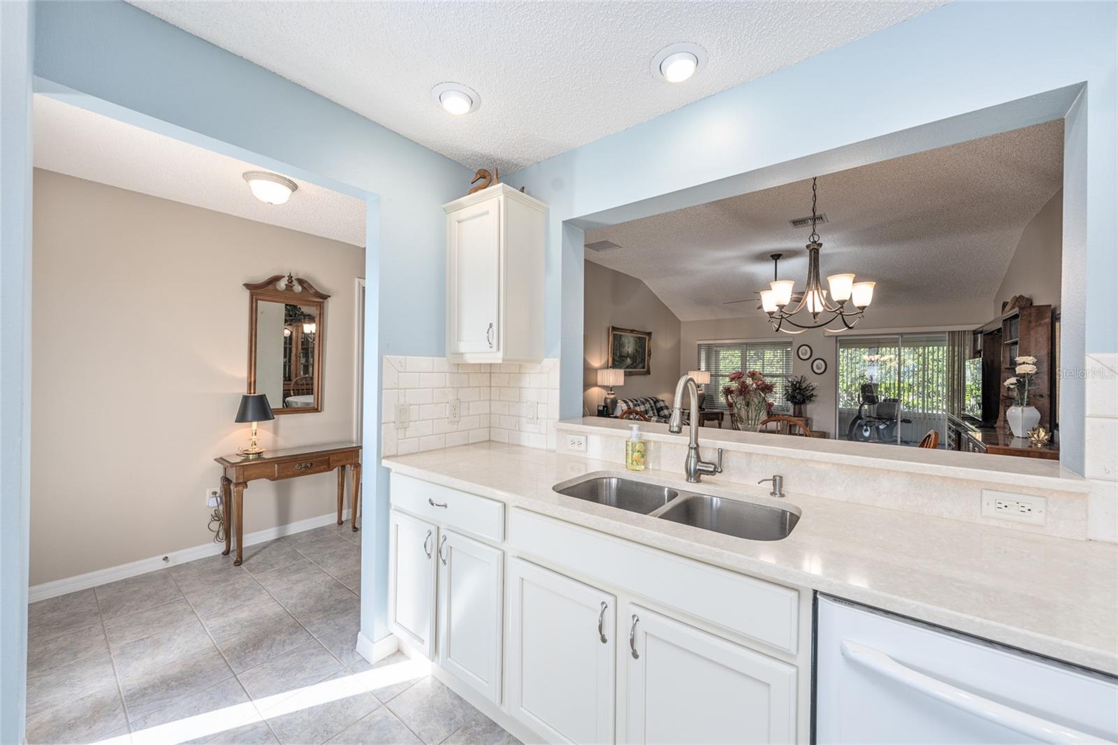 Listing photo id 23 for 17830 88th Cascade Court