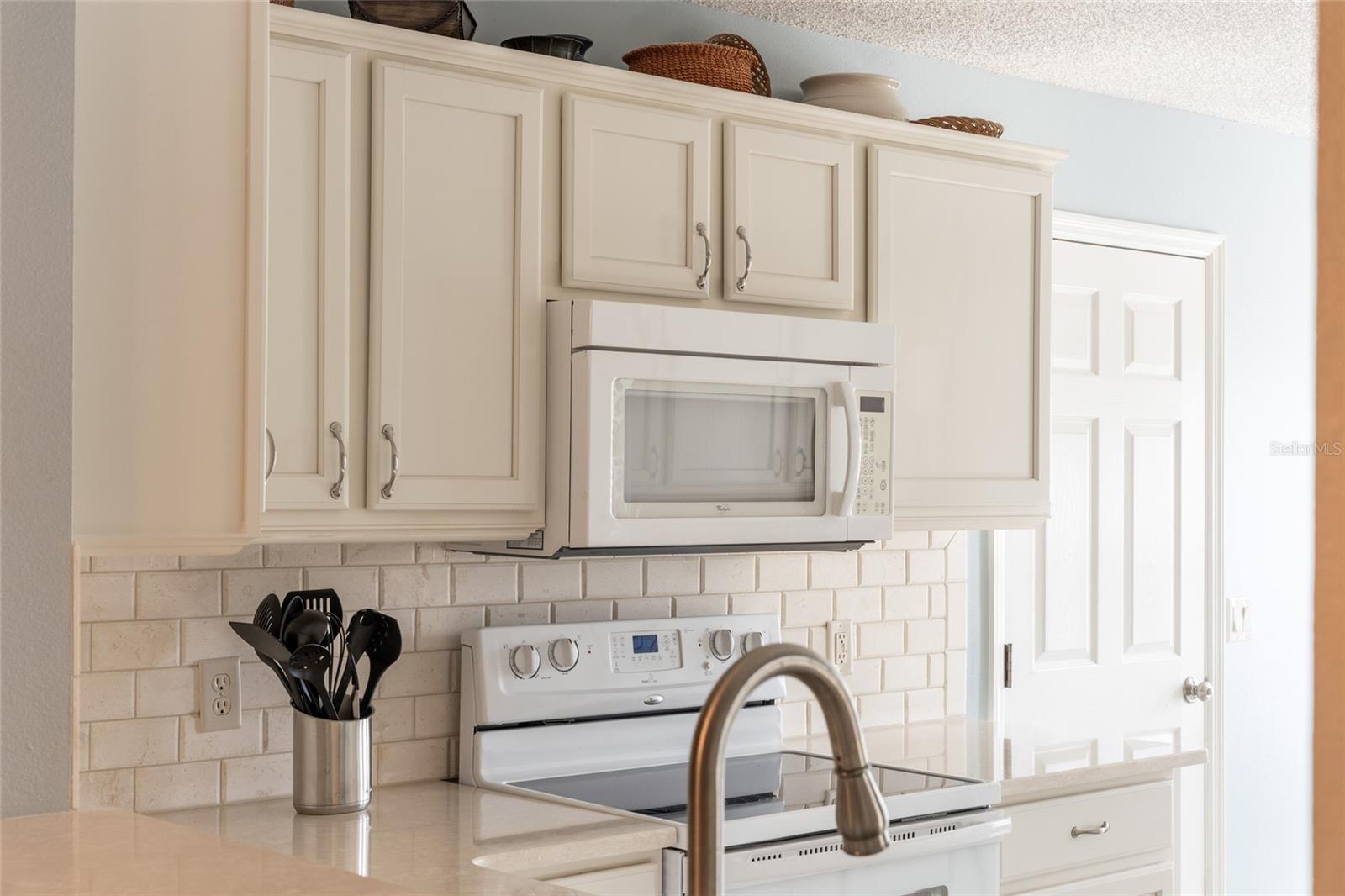 Listing photo id 26 for 17830 88th Cascade Court