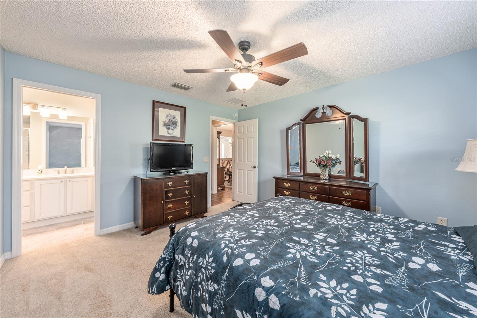 Listing photo id 30 for 17830 88th Cascade Court