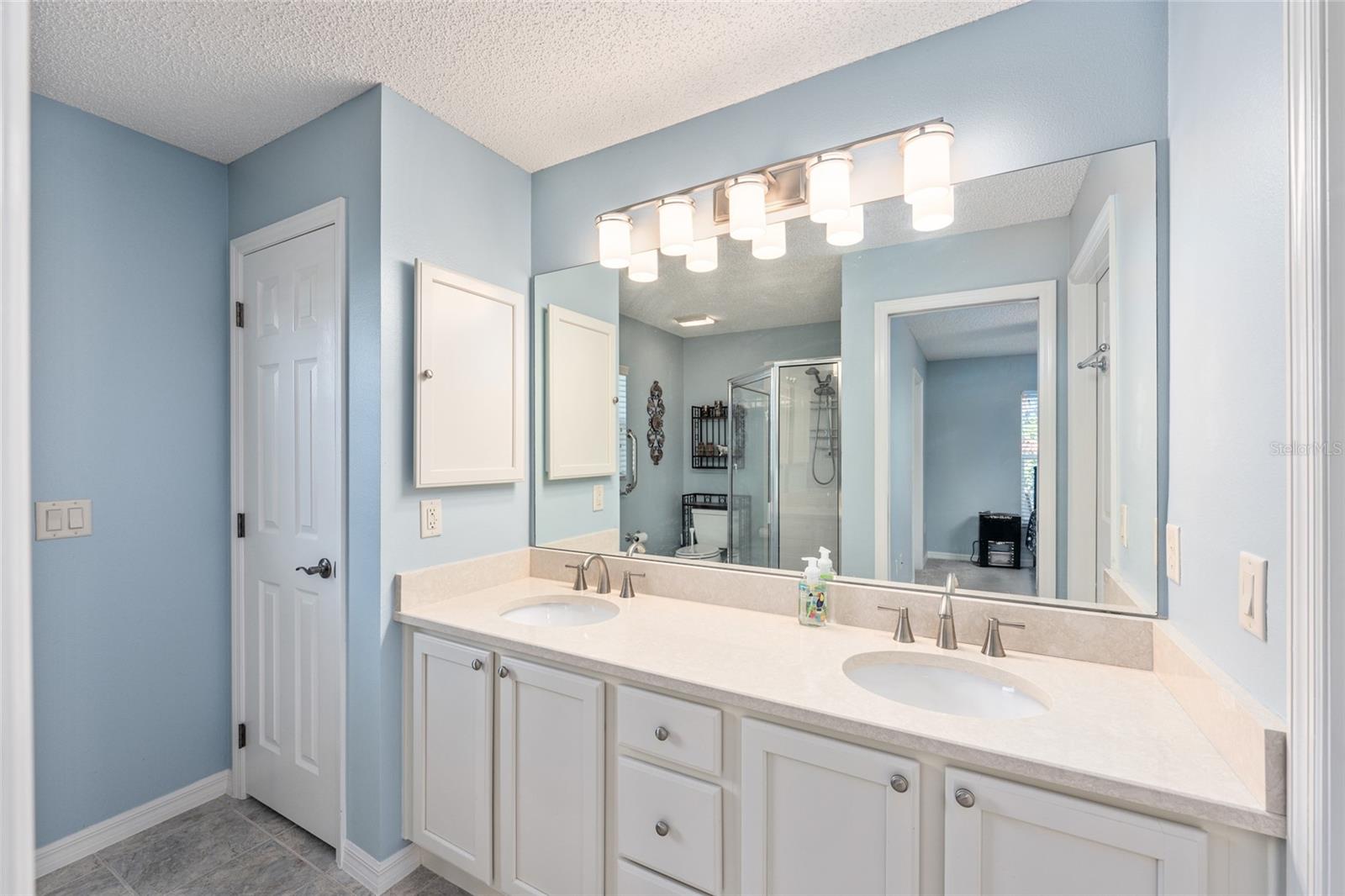 Listing photo id 34 for 17830 88th Cascade Court