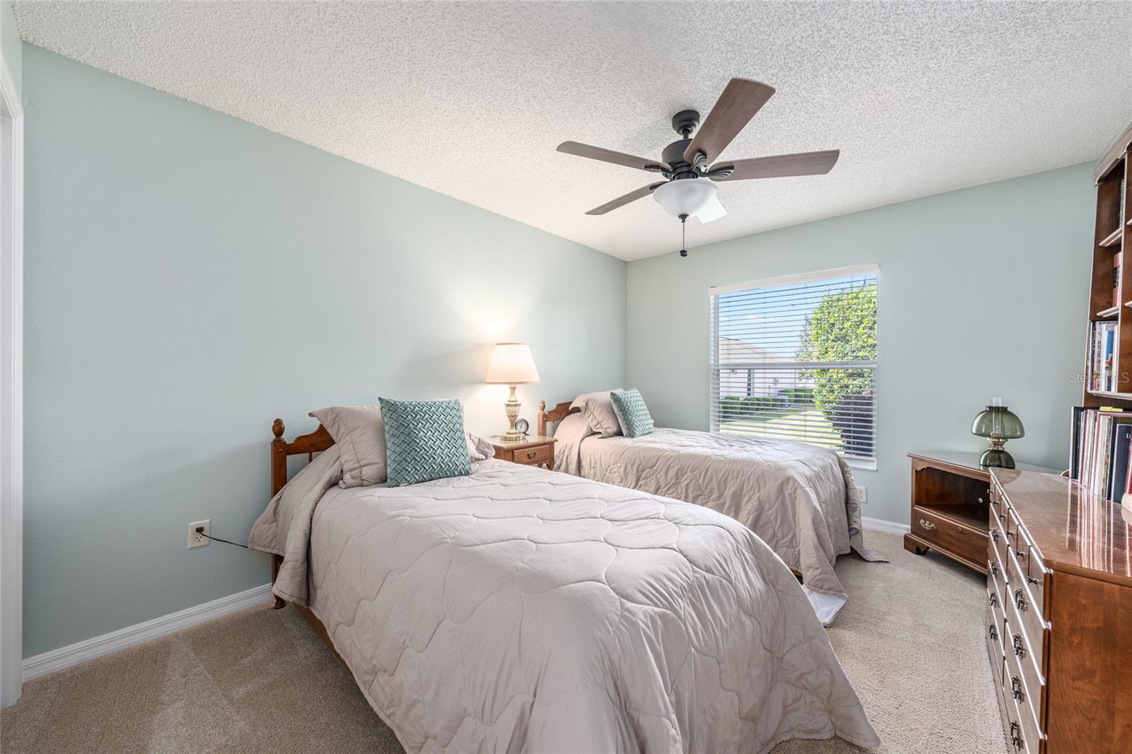 Listing photo id 47 for 17830 88th Cascade Court