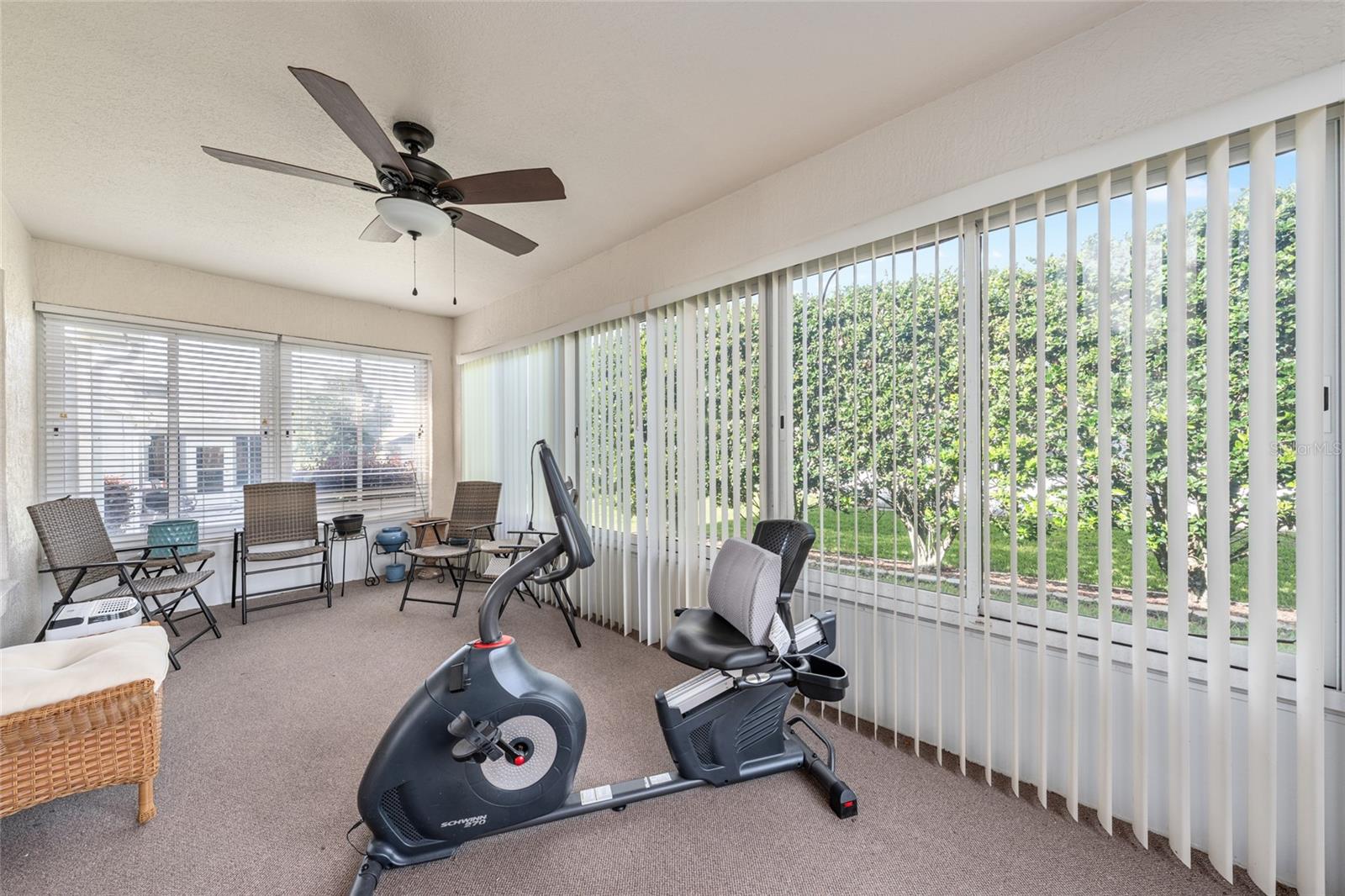 Listing photo id 49 for 17830 88th Cascade Court