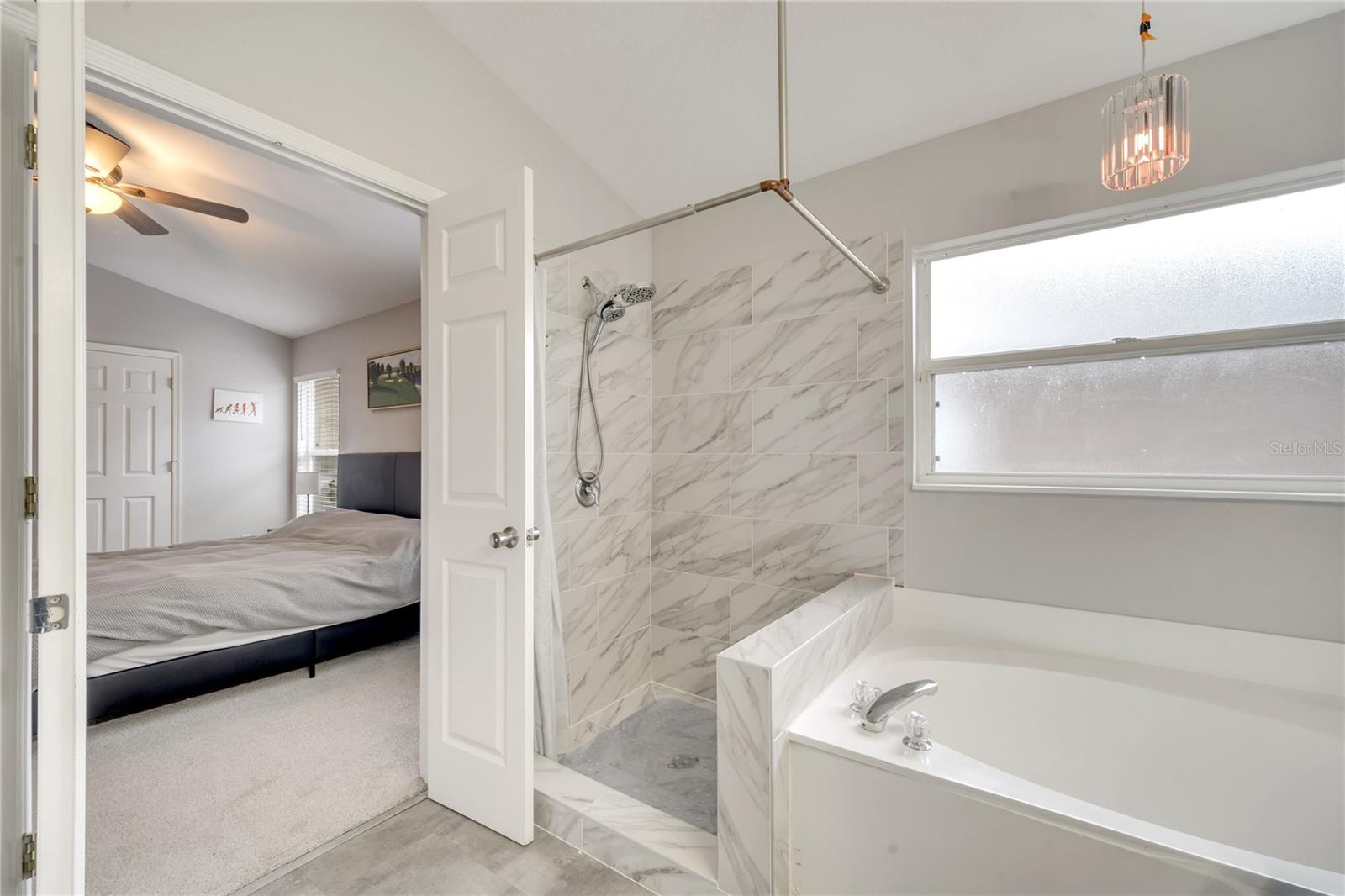 Image 13 of 31 For 12819 Waterhaven Circle