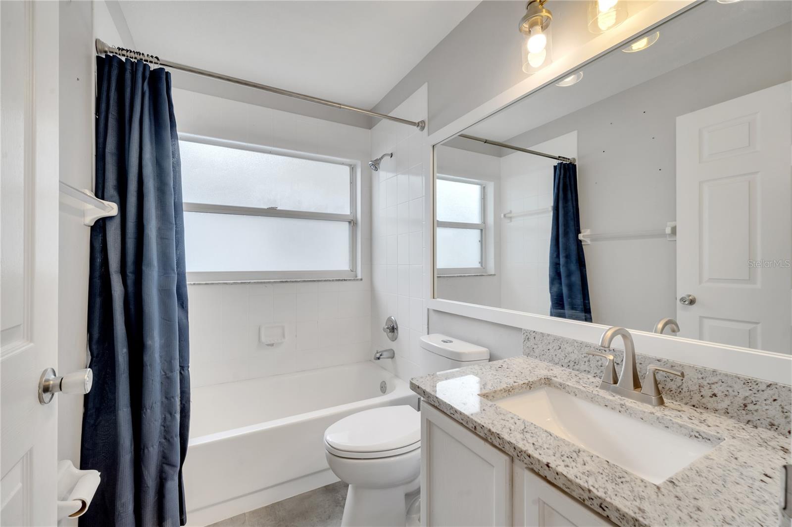 Image 26 of 31 For 12819 Waterhaven Circle