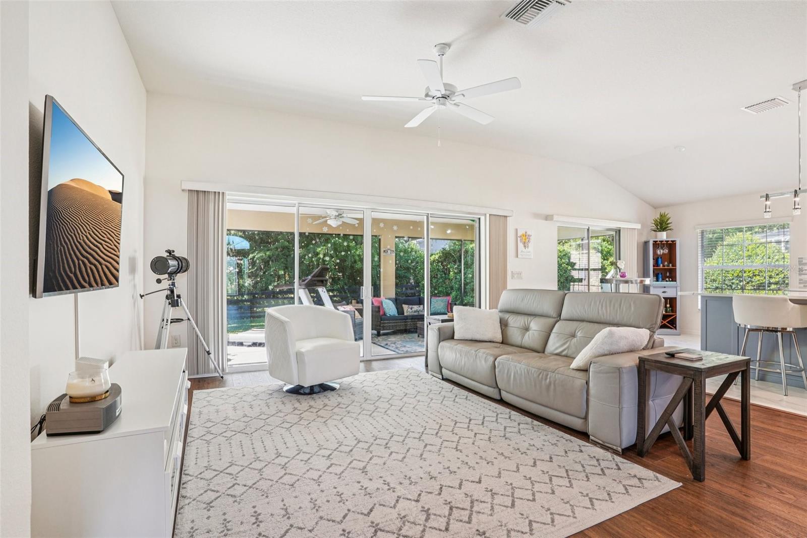 Image 10 of 57 For 10063 Lake Miona Way