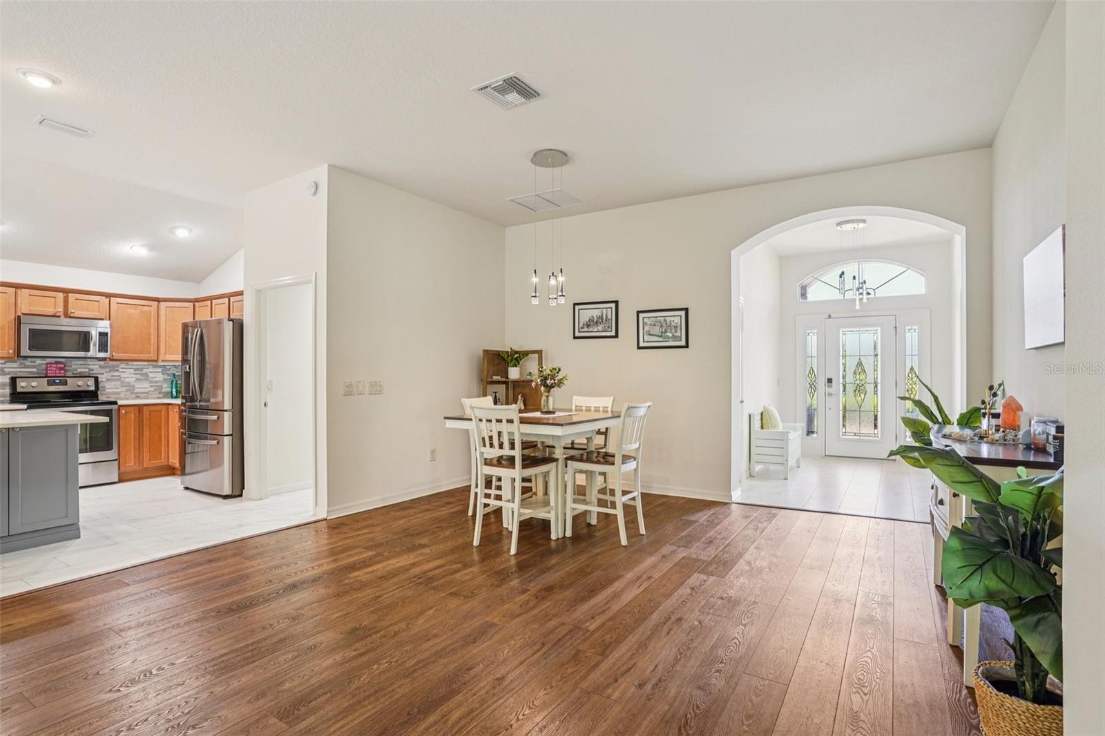 Image 12 of 57 For 10063 Lake Miona Way