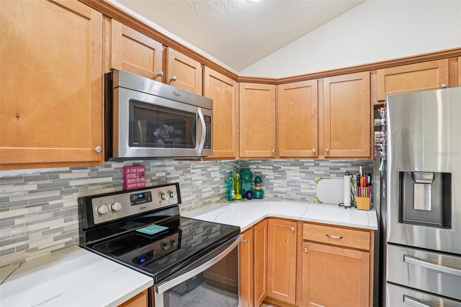 Image 16 of 57 For 10063 Lake Miona Way