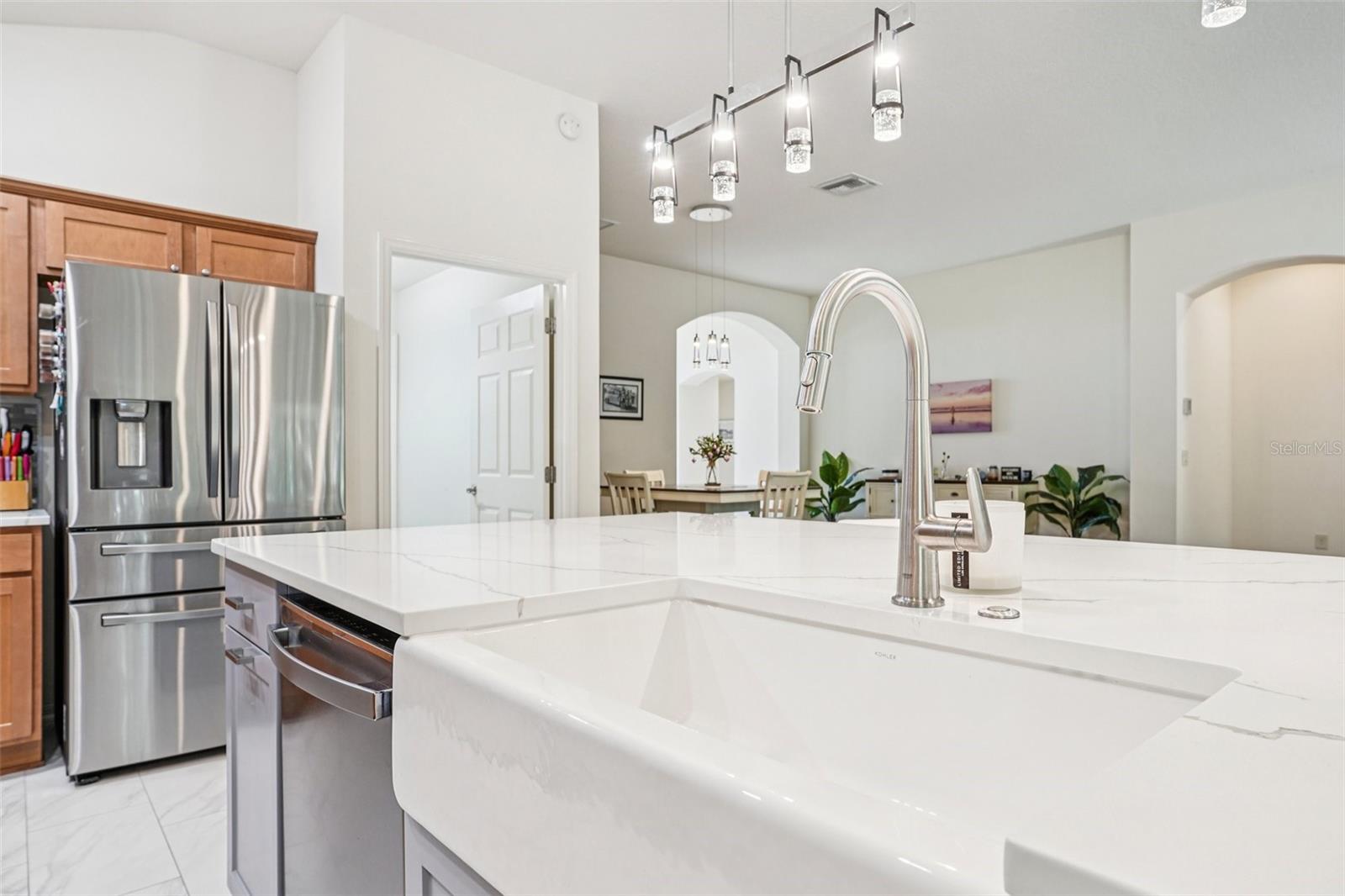 Image 17 of 57 For 10063 Lake Miona Way