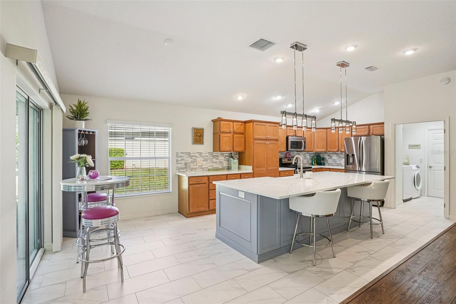 Image 19 of 57 For 10063 Lake Miona Way