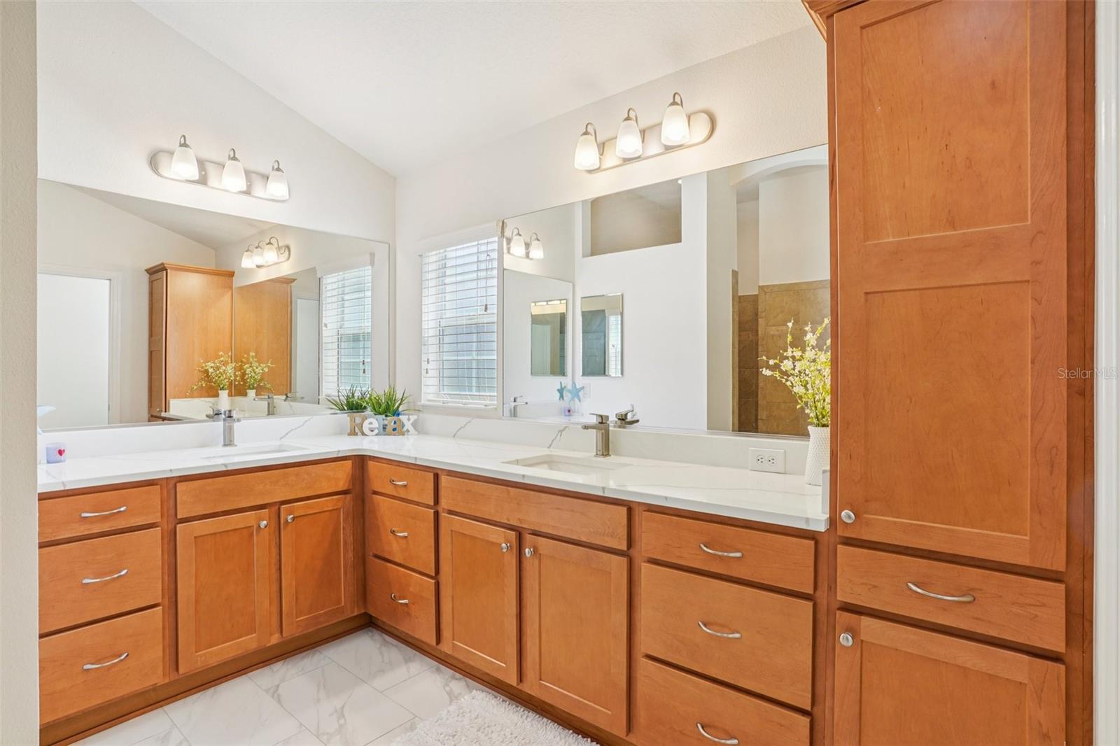 Image 26 of 57 For 10063 Lake Miona Way