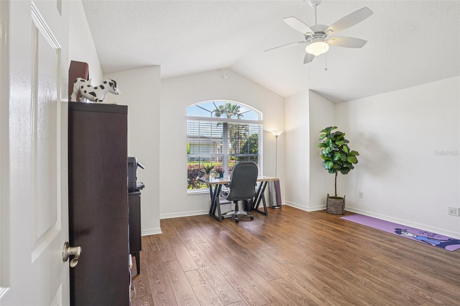 Image 33 of 57 For 10063 Lake Miona Way