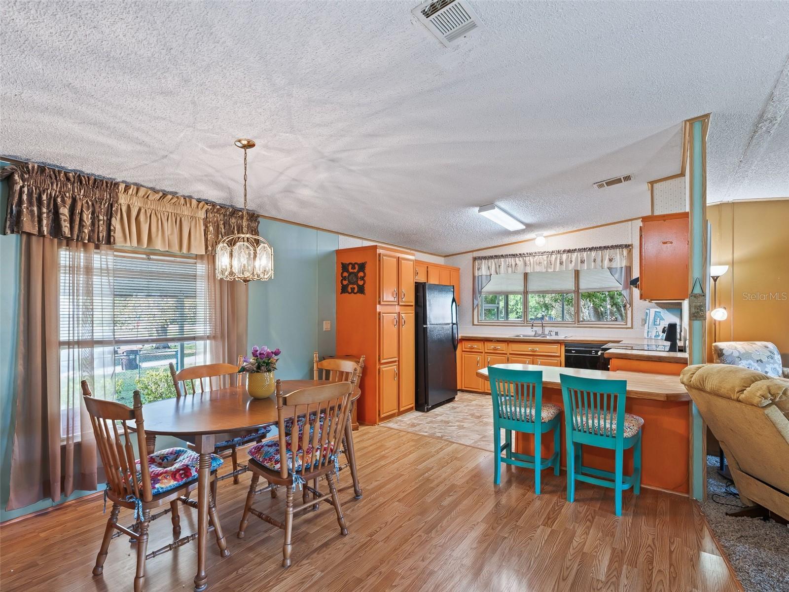 Image 10 of 28 For 12655 101st Court