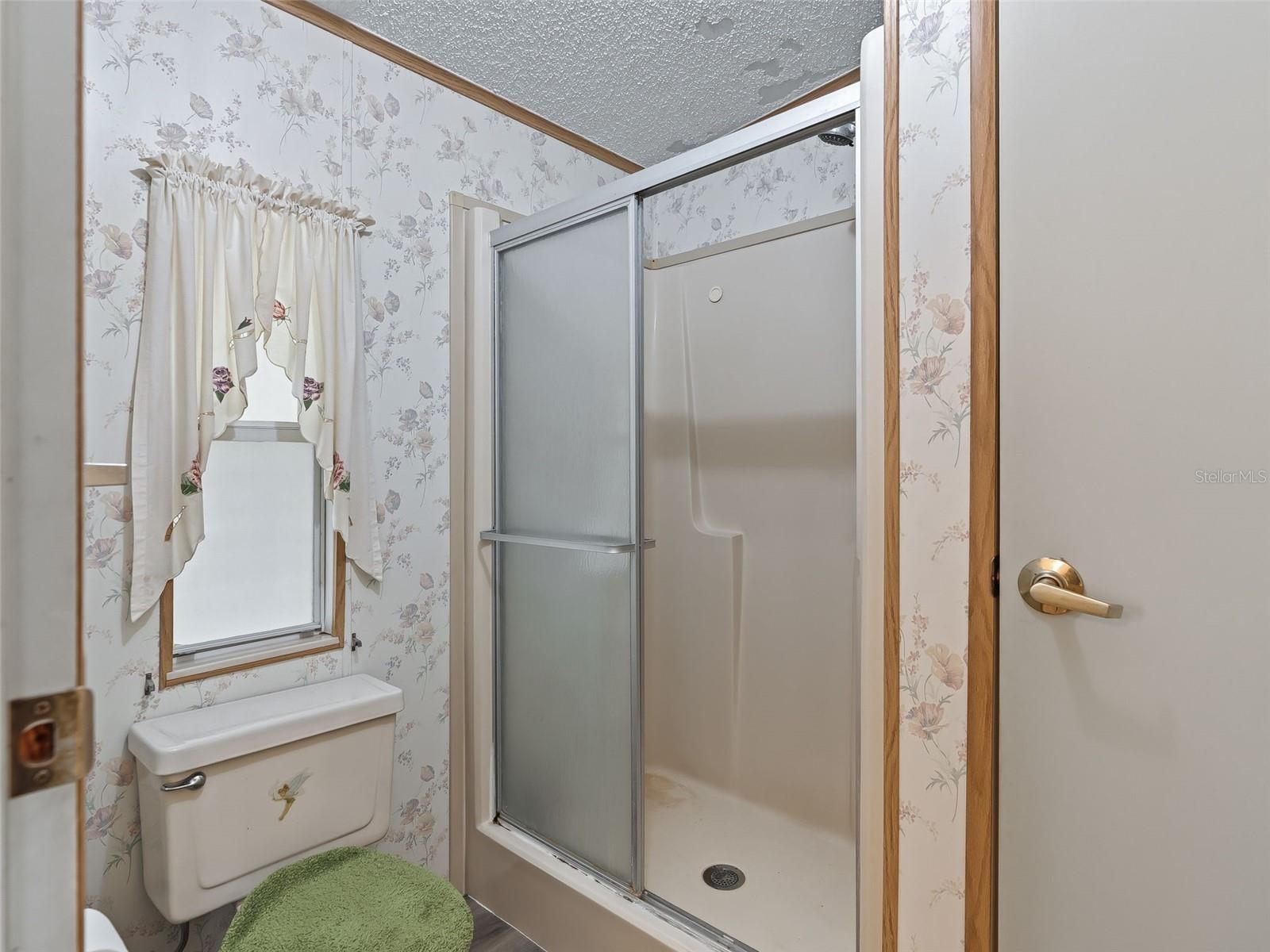 Image 24 of 28 For 12655 101st Court