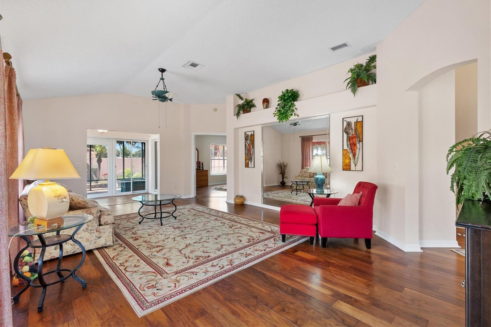 Image 11 of 42 For 1314 Santa Rosa Court