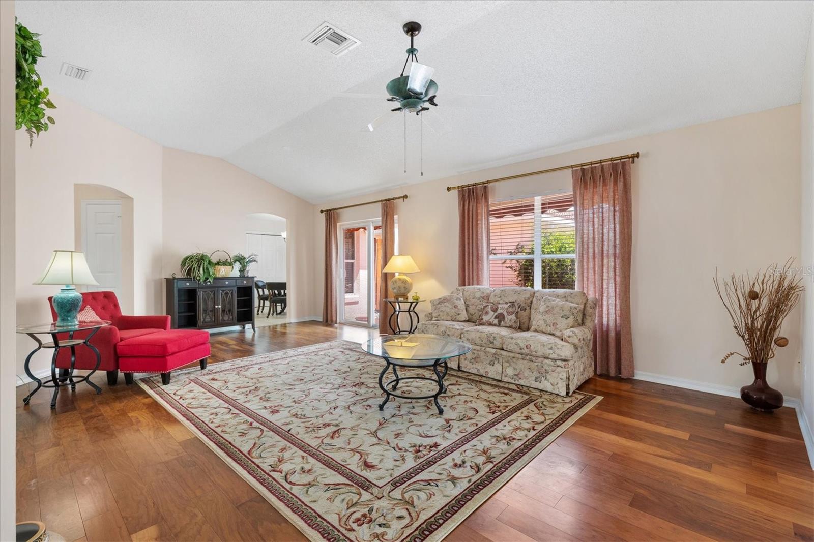 Image 12 of 42 For 1314 Santa Rosa Court