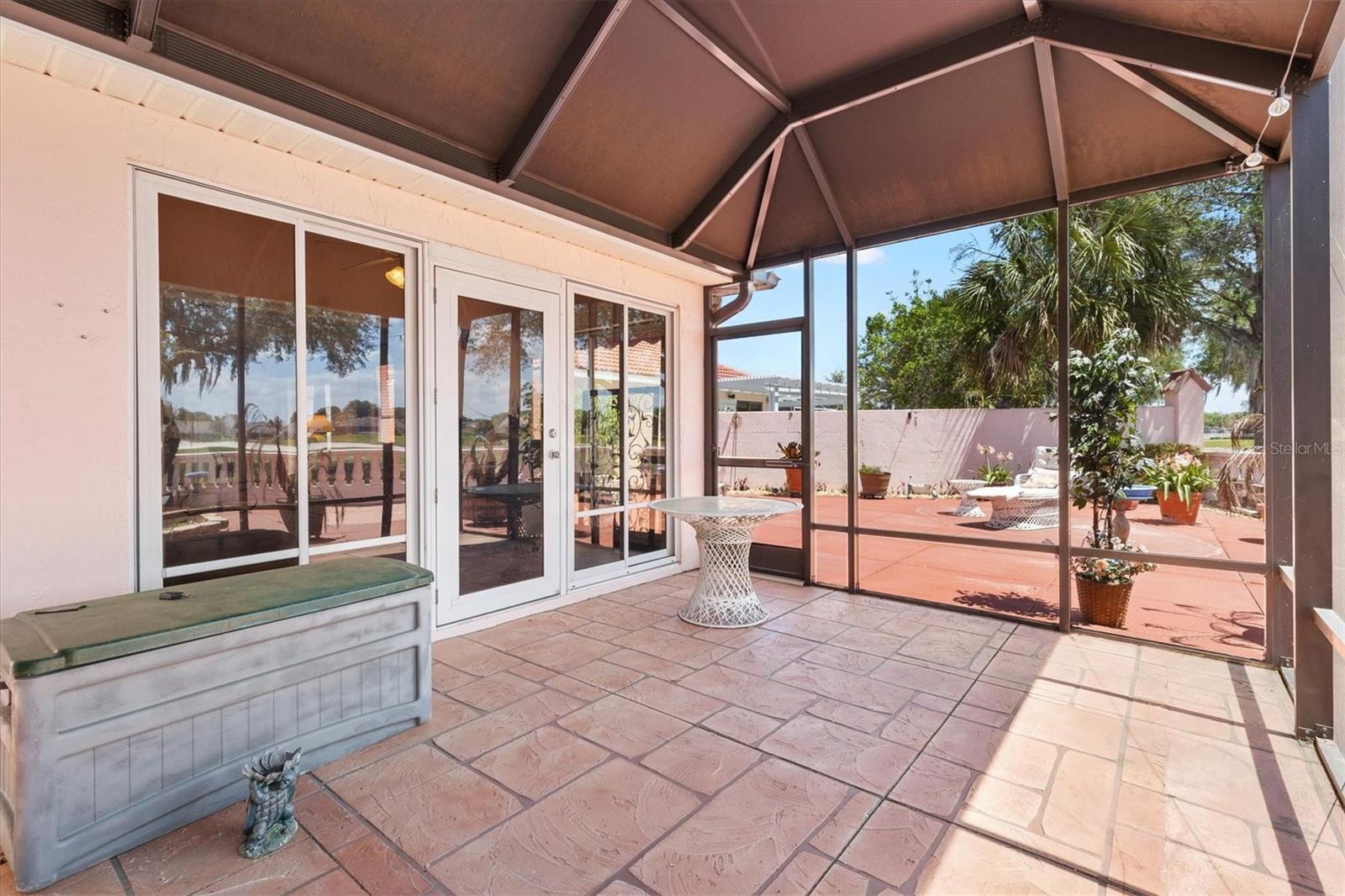 Image 27 of 42 For 1314 Santa Rosa Court