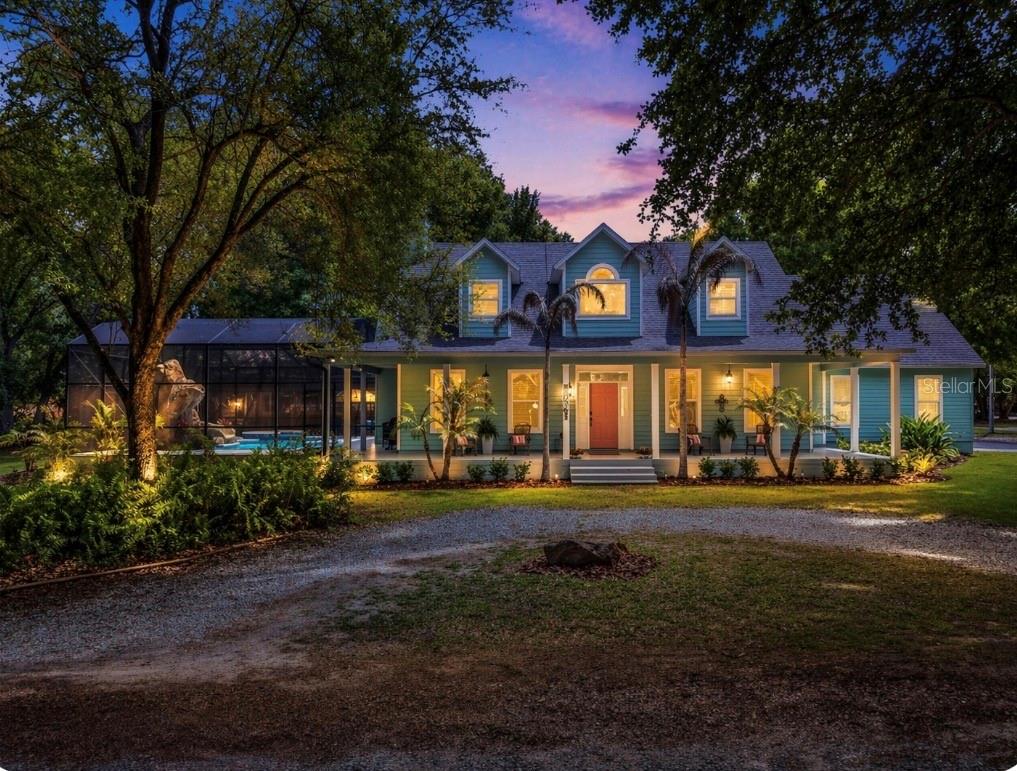 Image 2 of 72 For 250 Walker Street