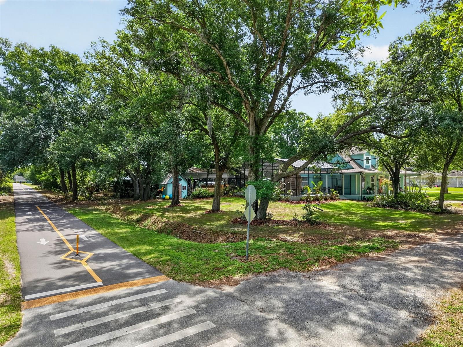 Image 50 of 72 For 250 Walker Street