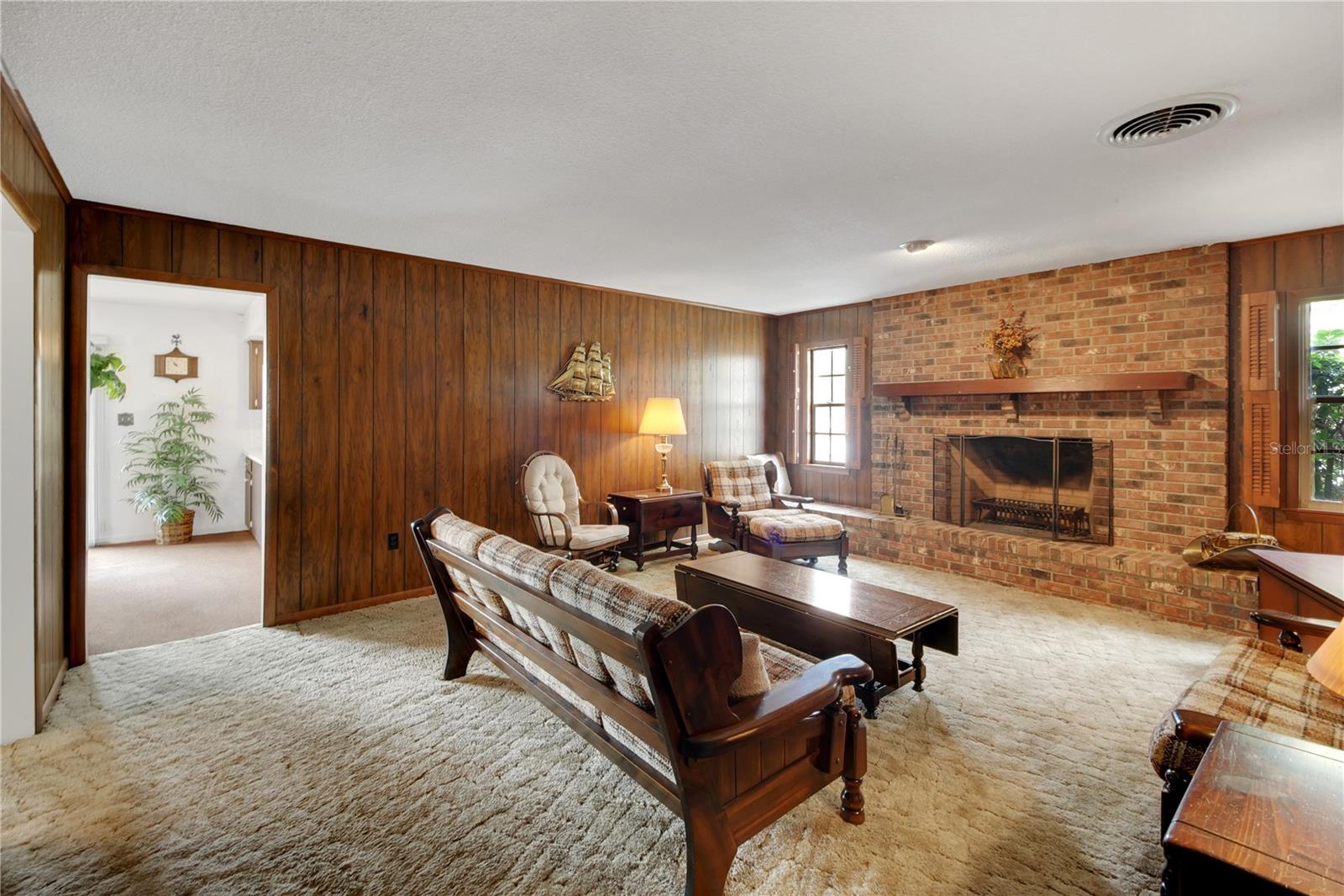 Image 13 of 57 For 2214 Topping Place